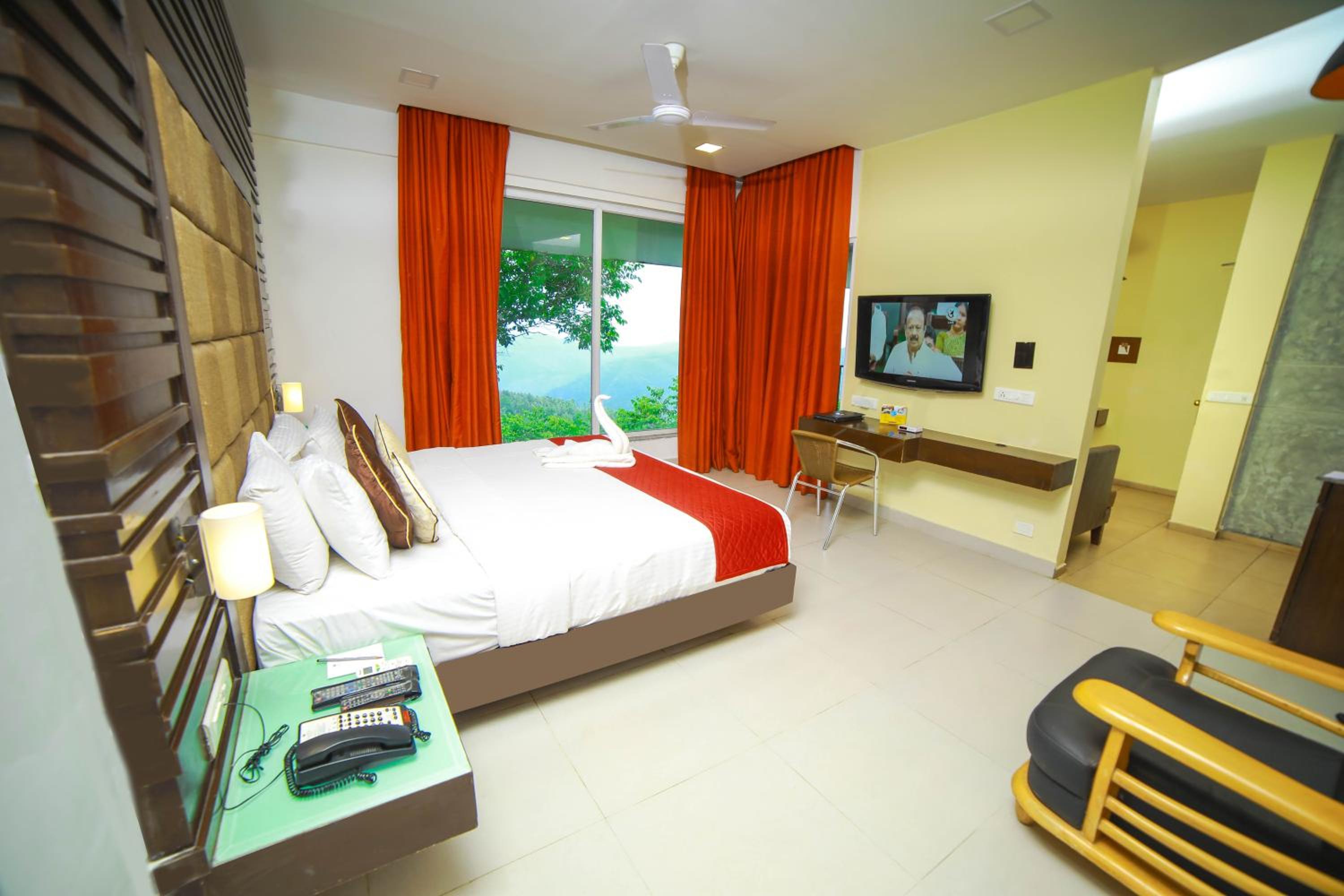 Artist Suite - Photo 5