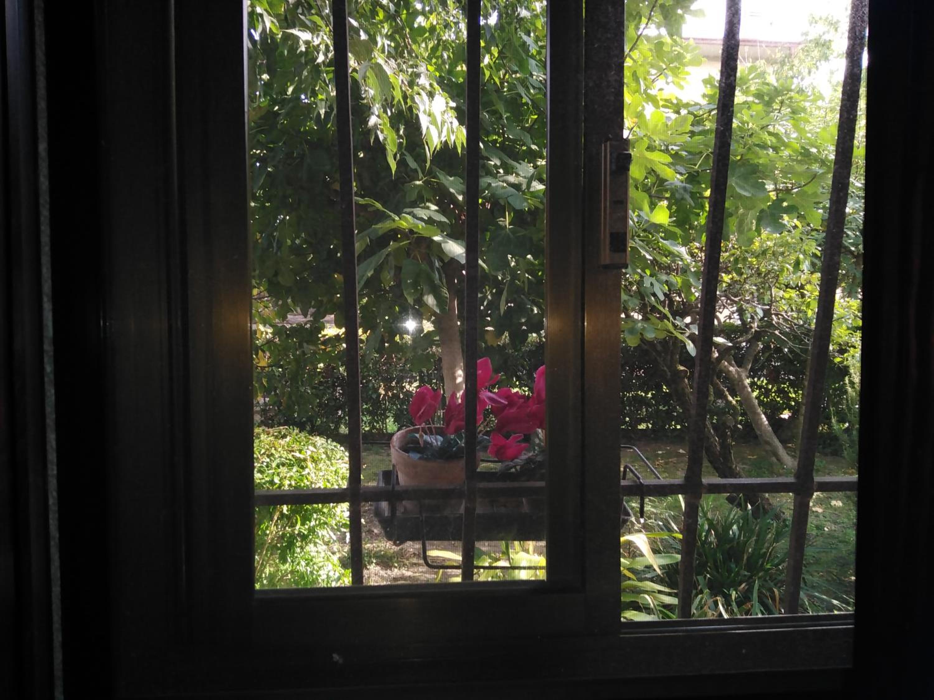 Double or Twin Room with Private External Bathroom - Photo 9