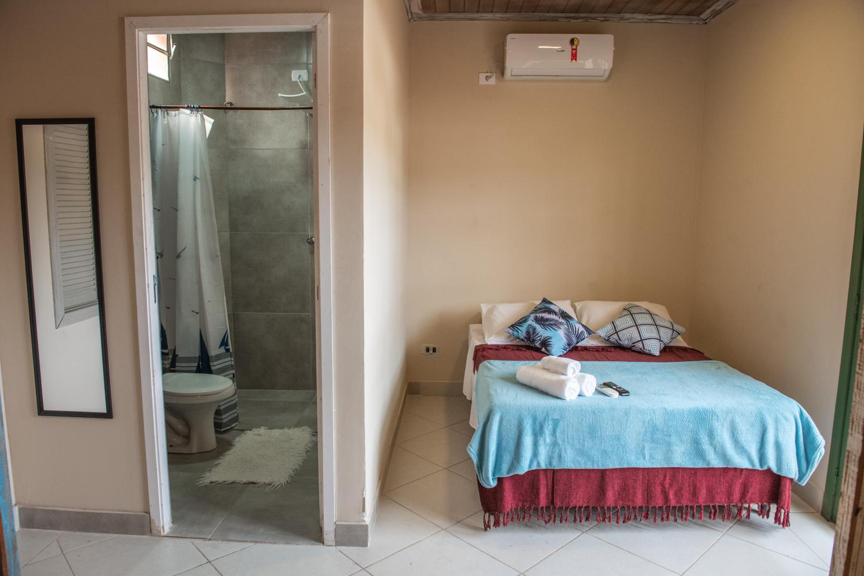 One-Bedroom Apartment - Photo 18