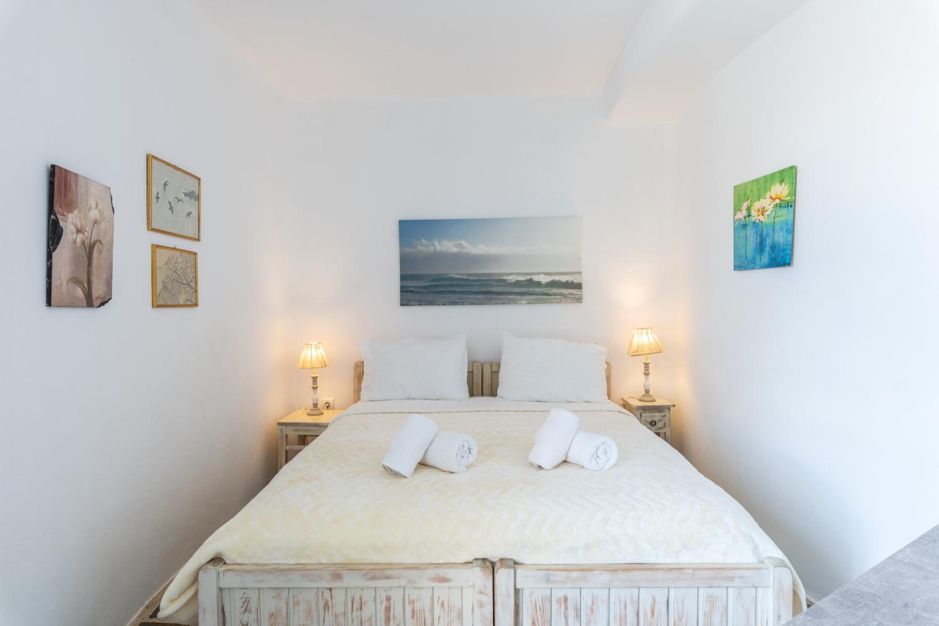 One-Bedroom Apartment - Photo 21