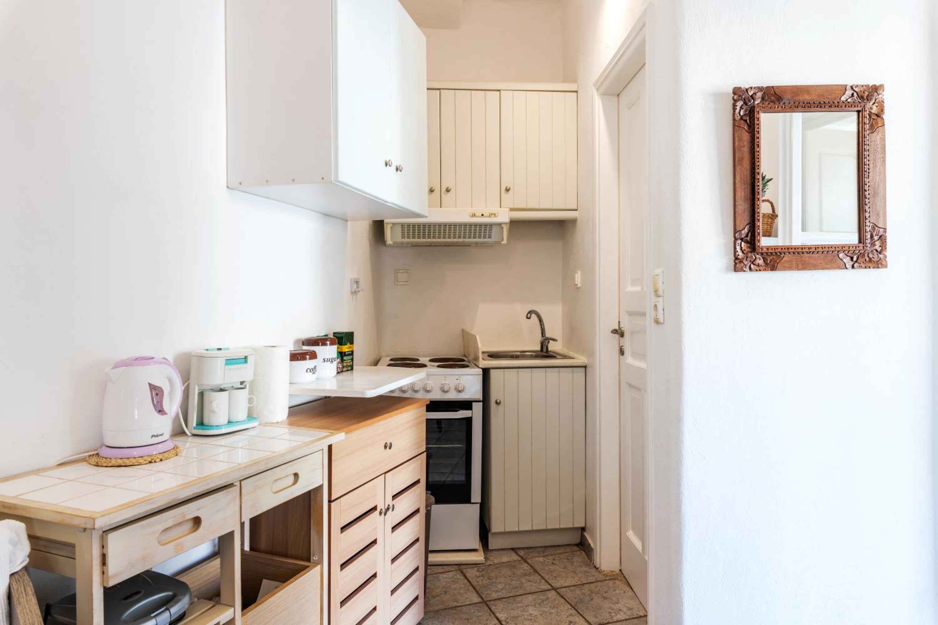 One-Bedroom Apartment - Photo 19