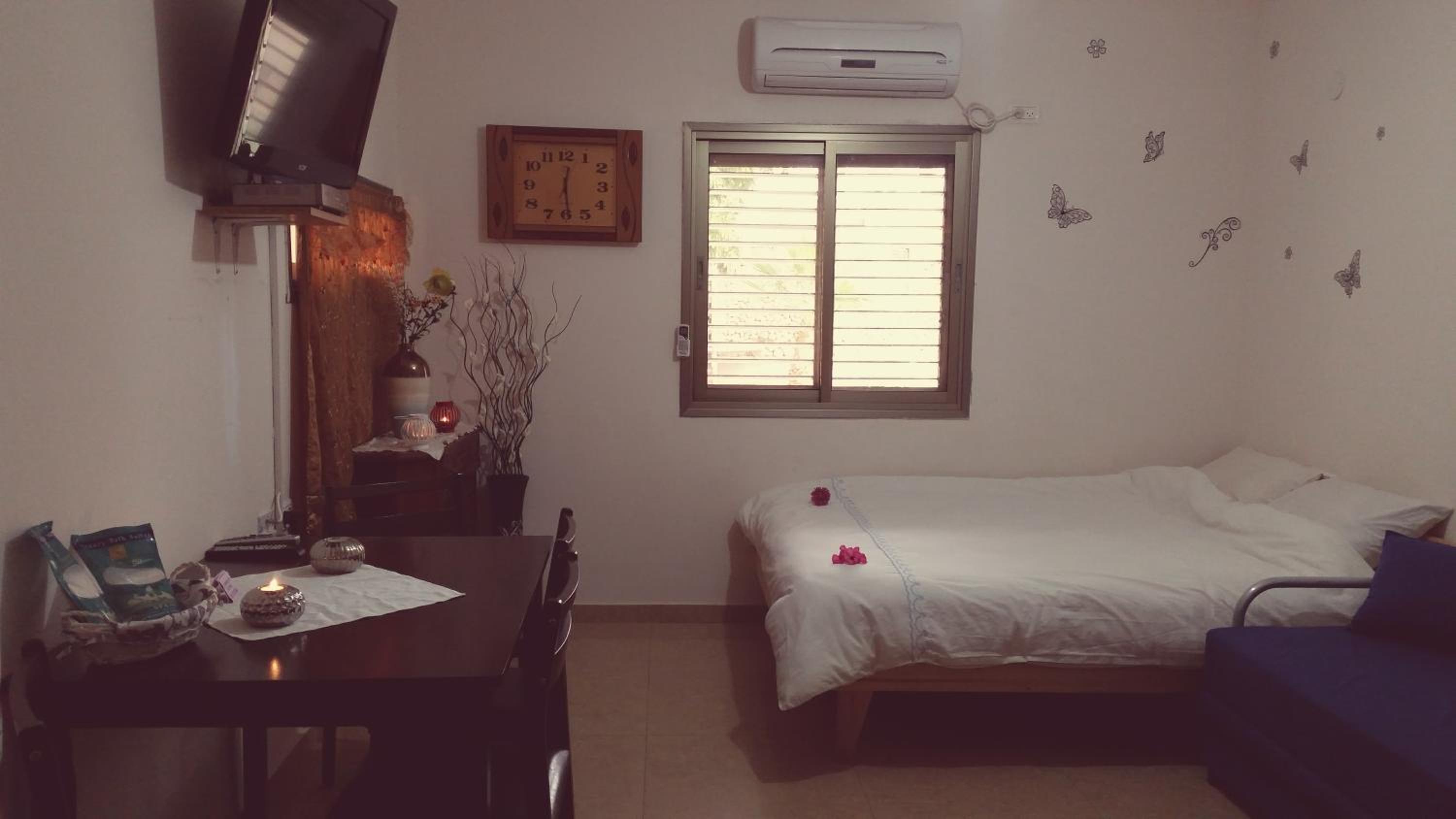 Family One-Bedroom Apartment photo 1
