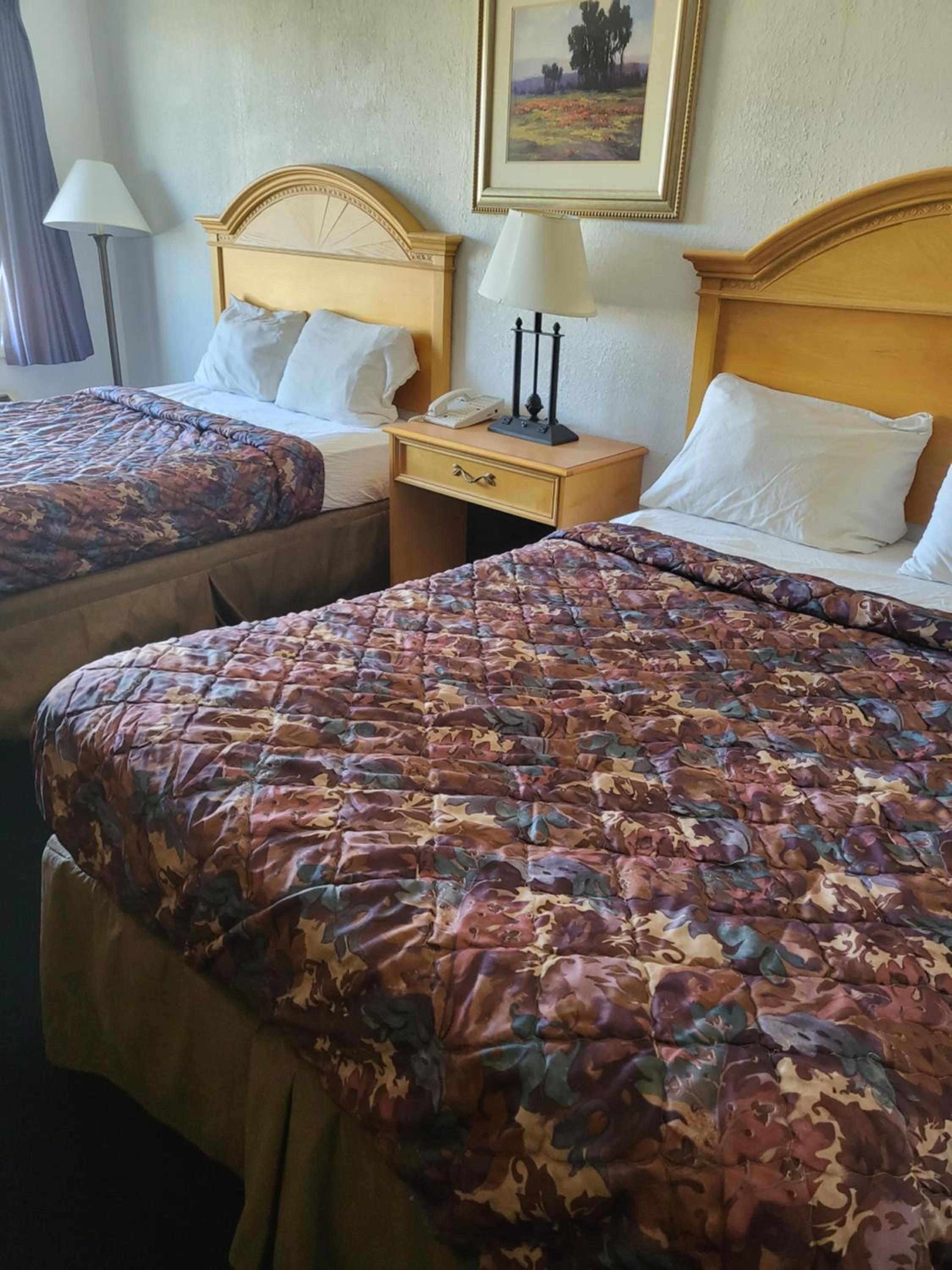 Double Room with Two Double Beds - Non-Smoking - Photo 8