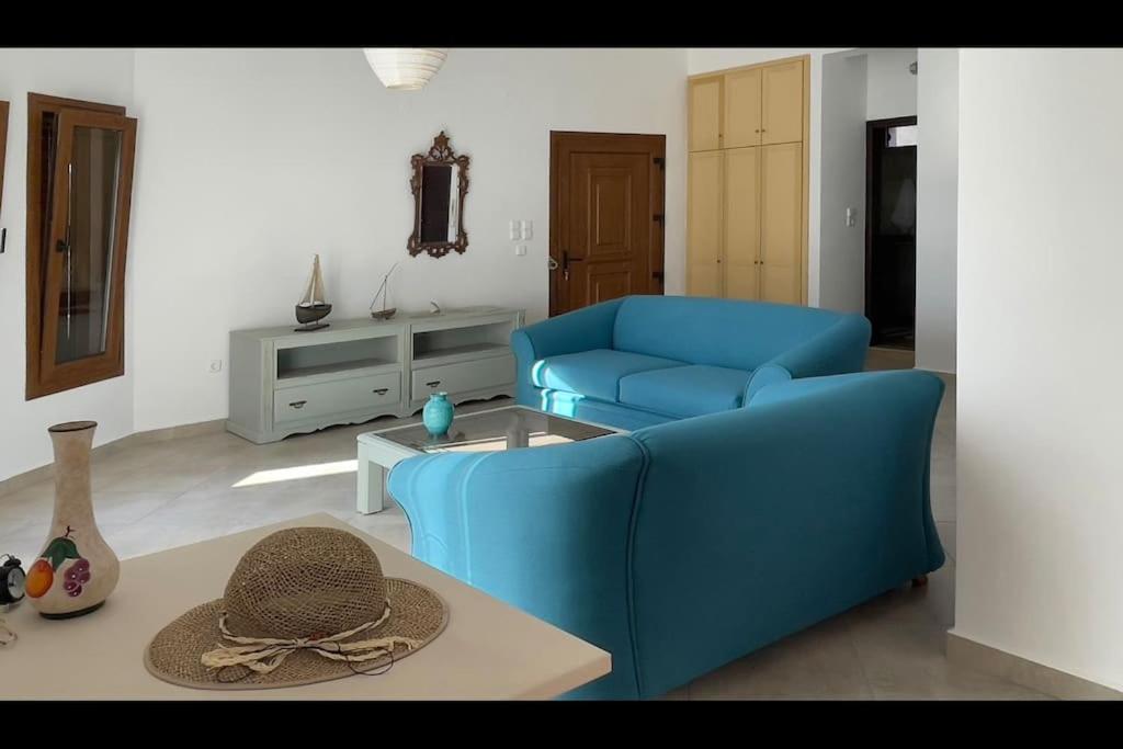 Three-Bedroom Villa photo 3