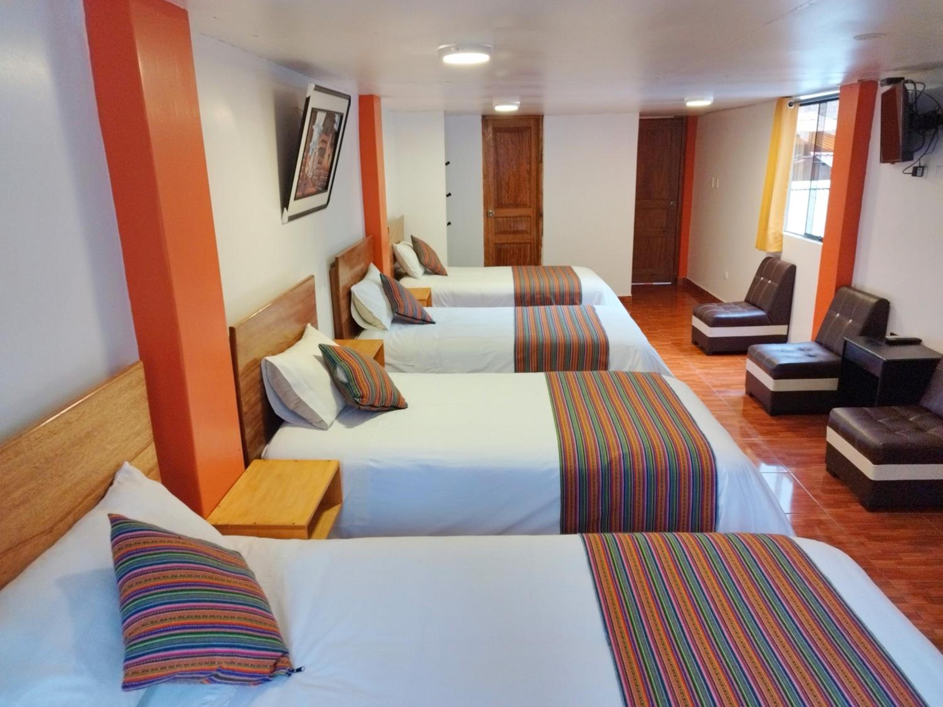 Quadruple Room with Private Bathroom, photo 7