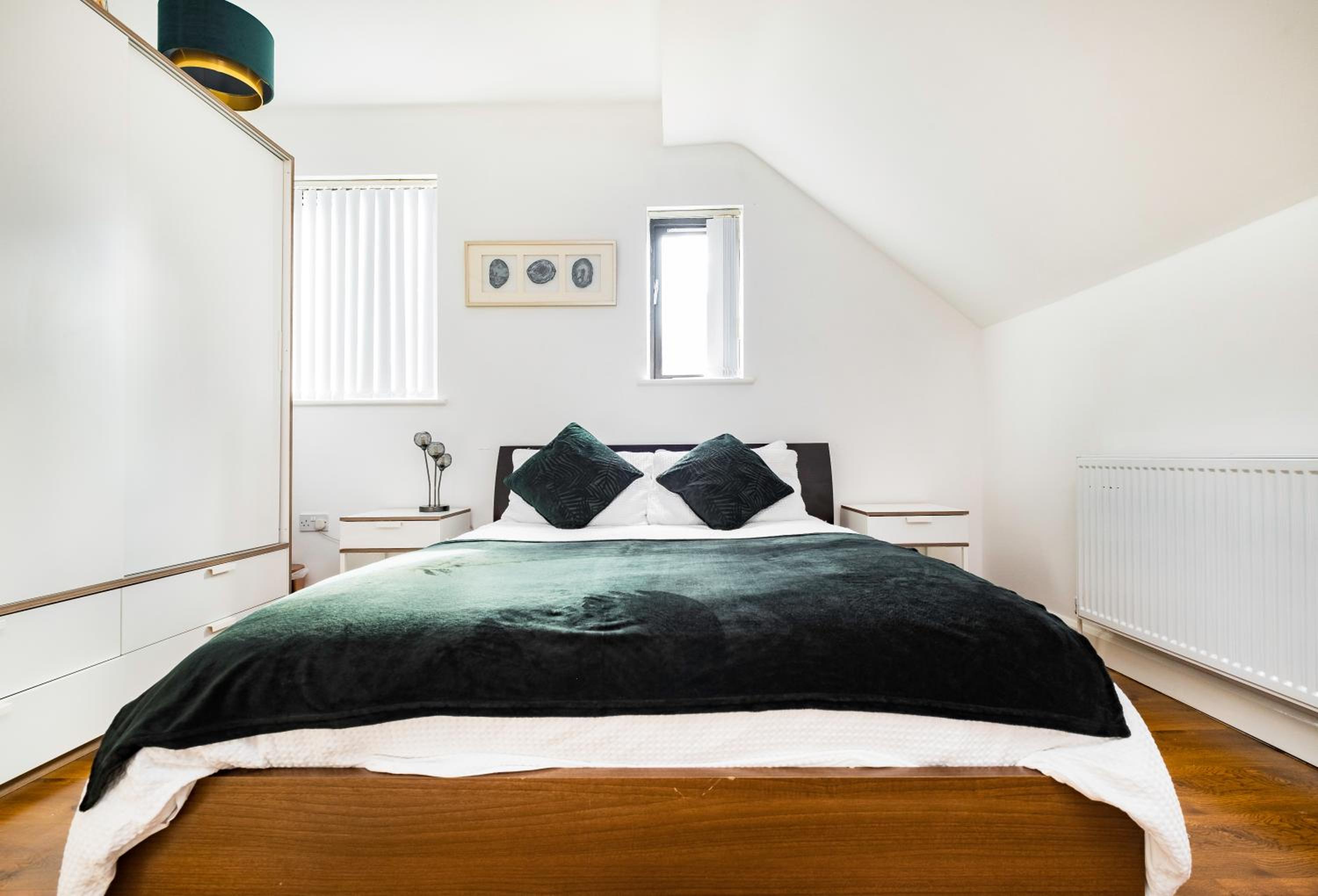 One-Bedroom Apartment - Photo 14