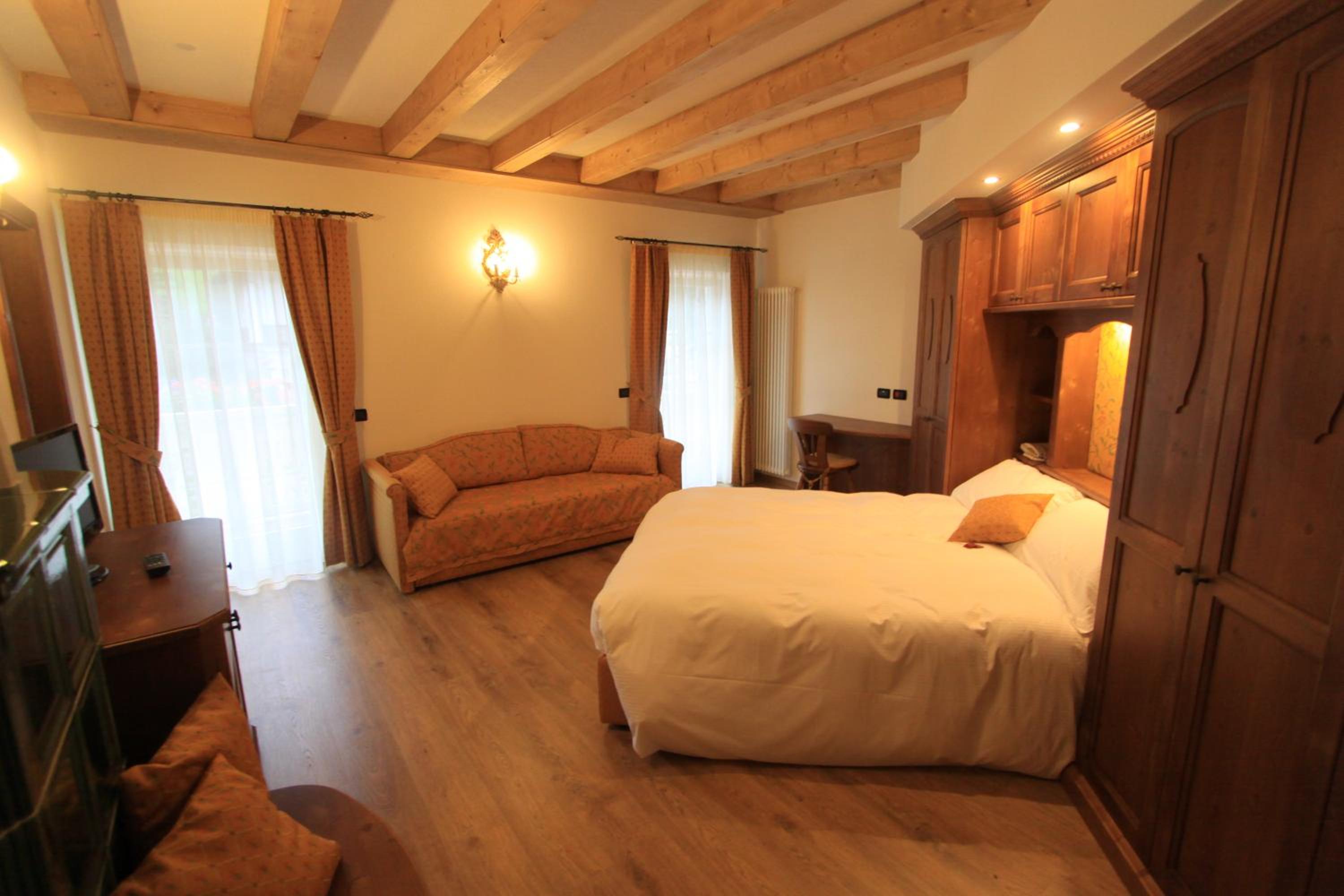 Triple Room with Balcony photo 1