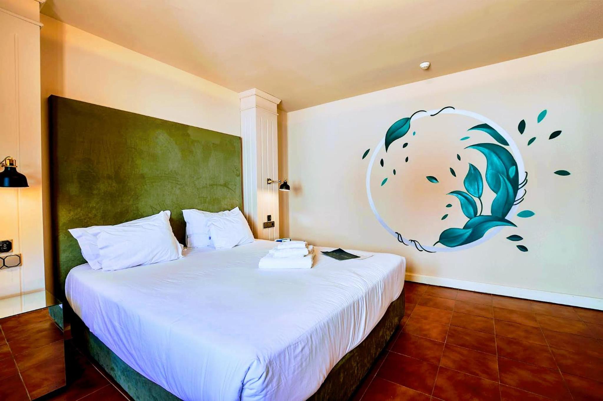 Deluxe Double Room - Photo 2