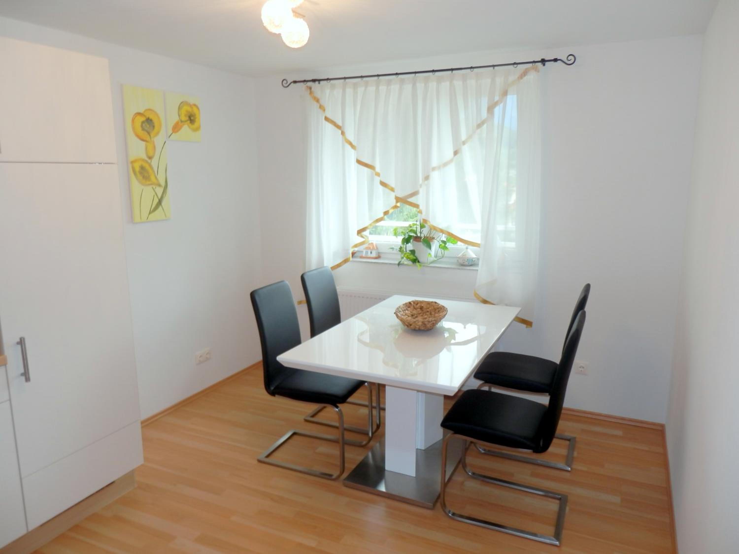 One-Bedroom Apartment with Balcony photo 3