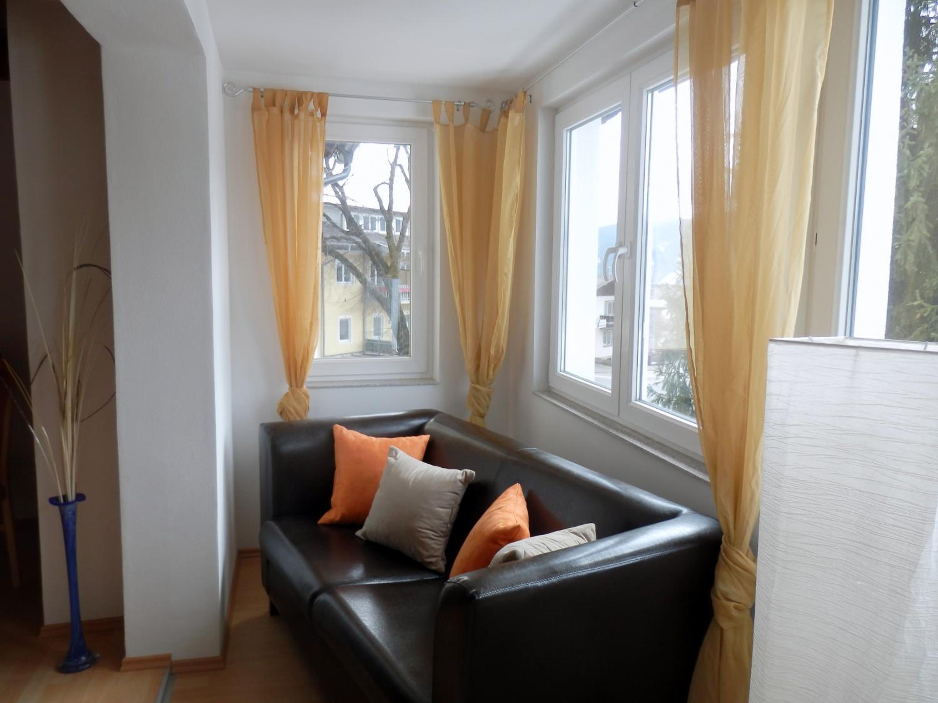 Large Three-Bedroom Apartment photo 2