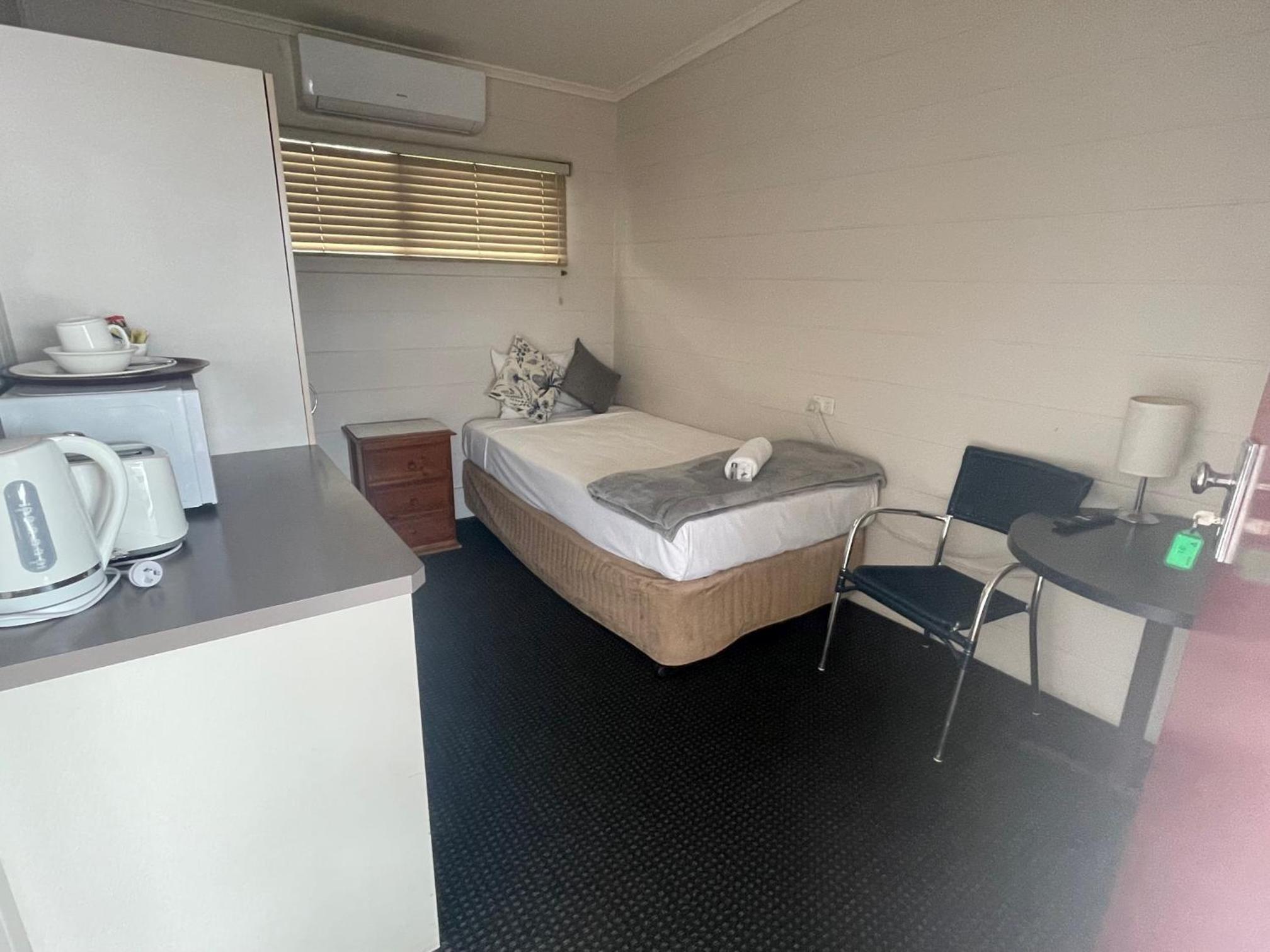 Budget Single Room