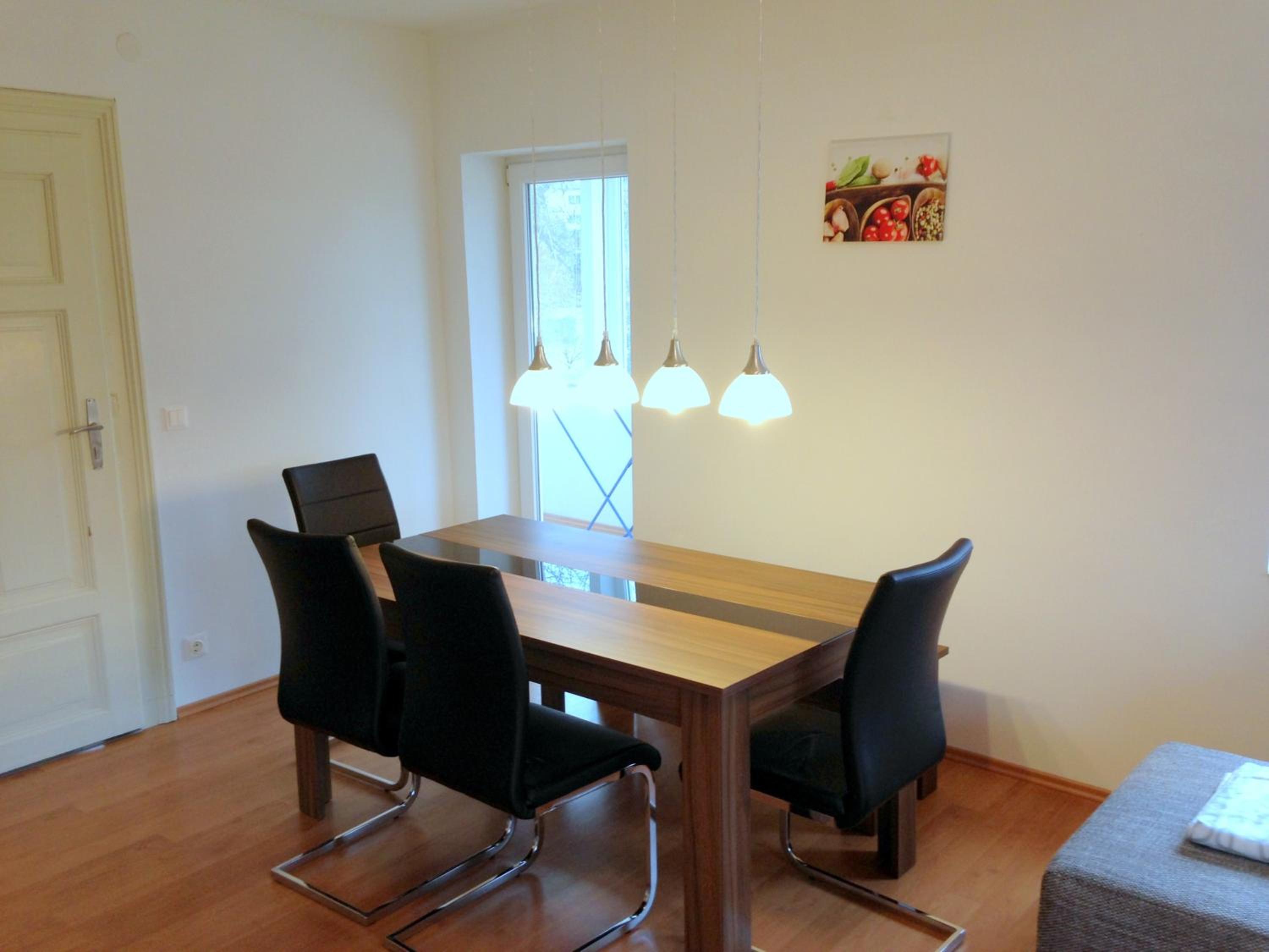 Large Two-Bedroom Apartment photo 3