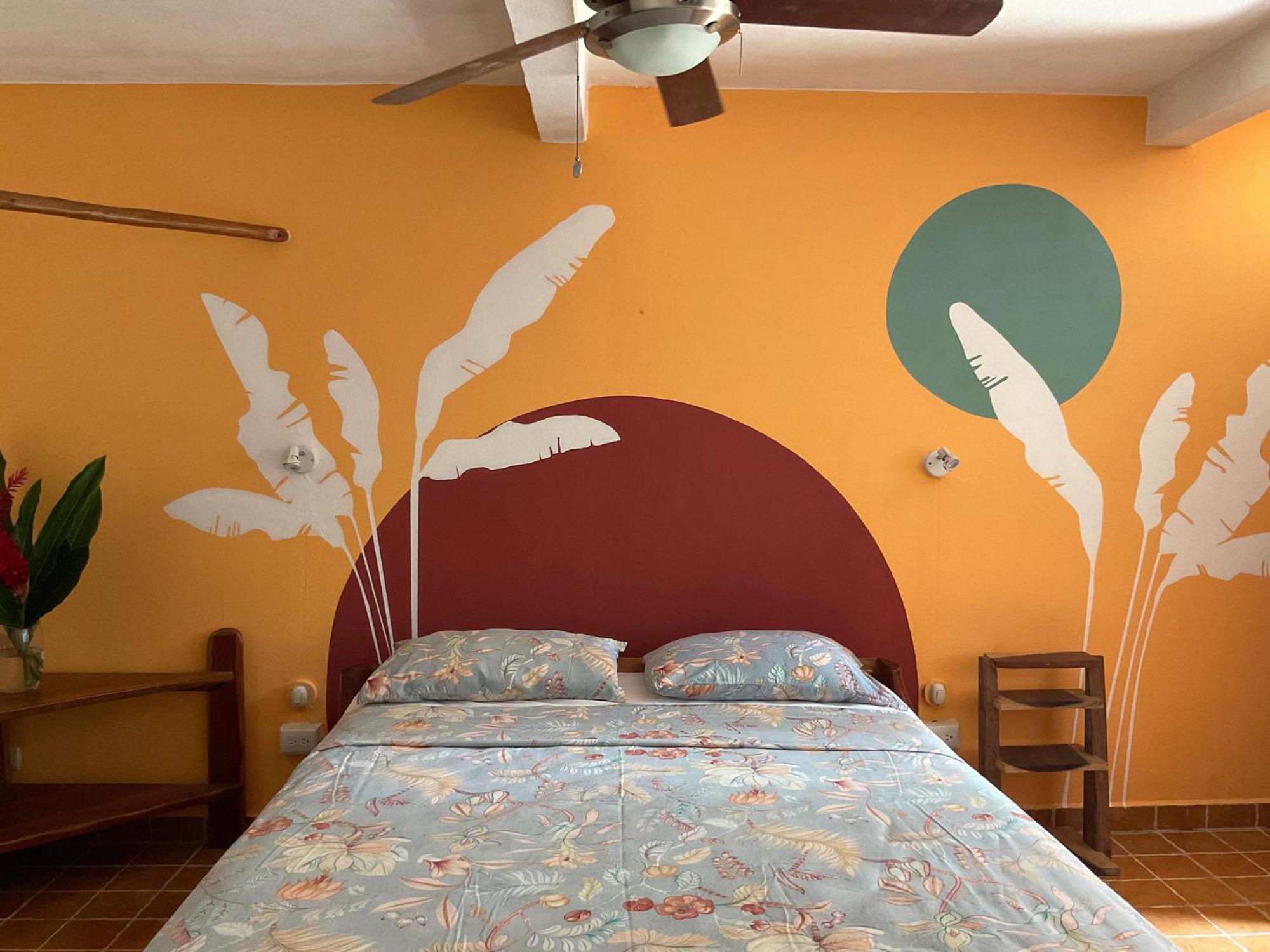 Large Double Room photo 1