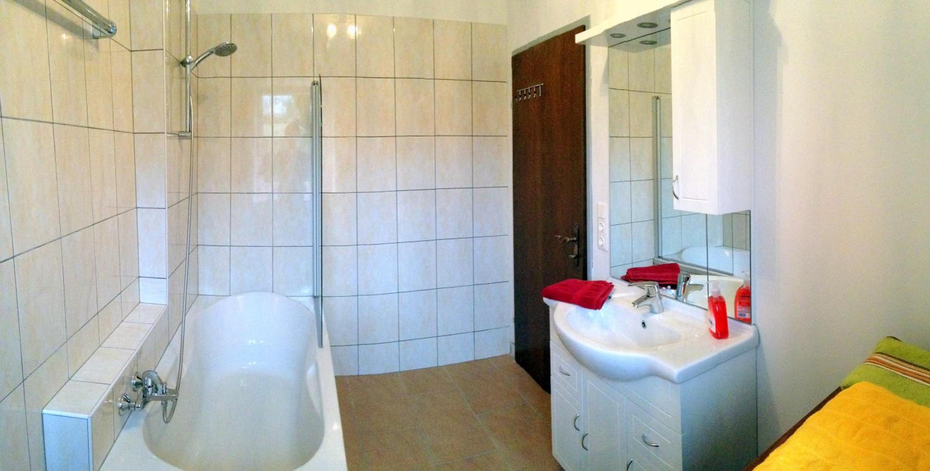 One-Bedroom Apartment with Terrace photo 2
