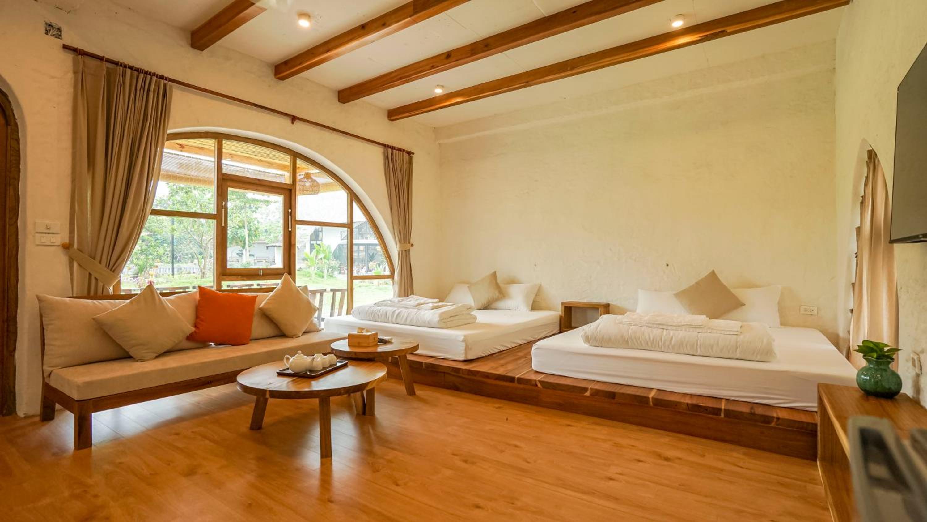 Superior Family Room