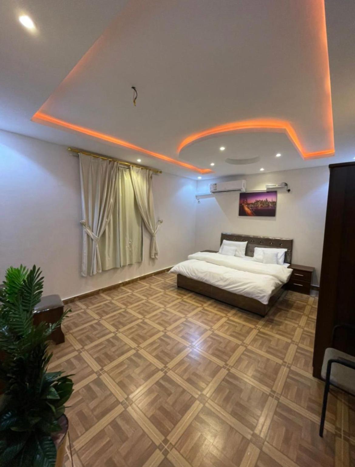 King Room with Balcony photo 1