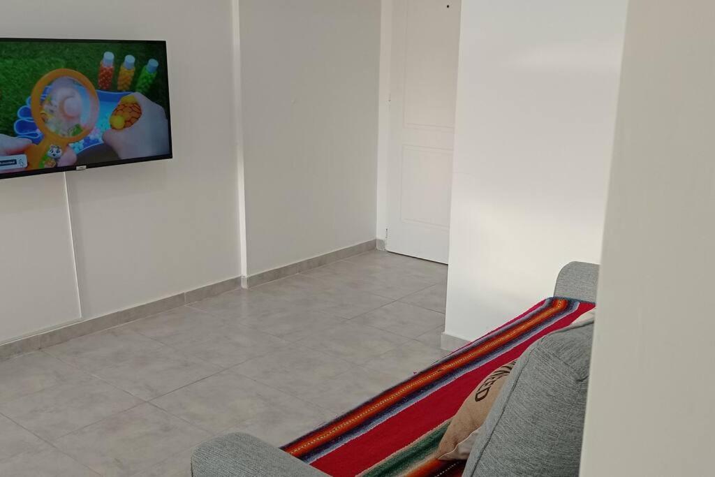 One-Bedroom Apartment photo 2