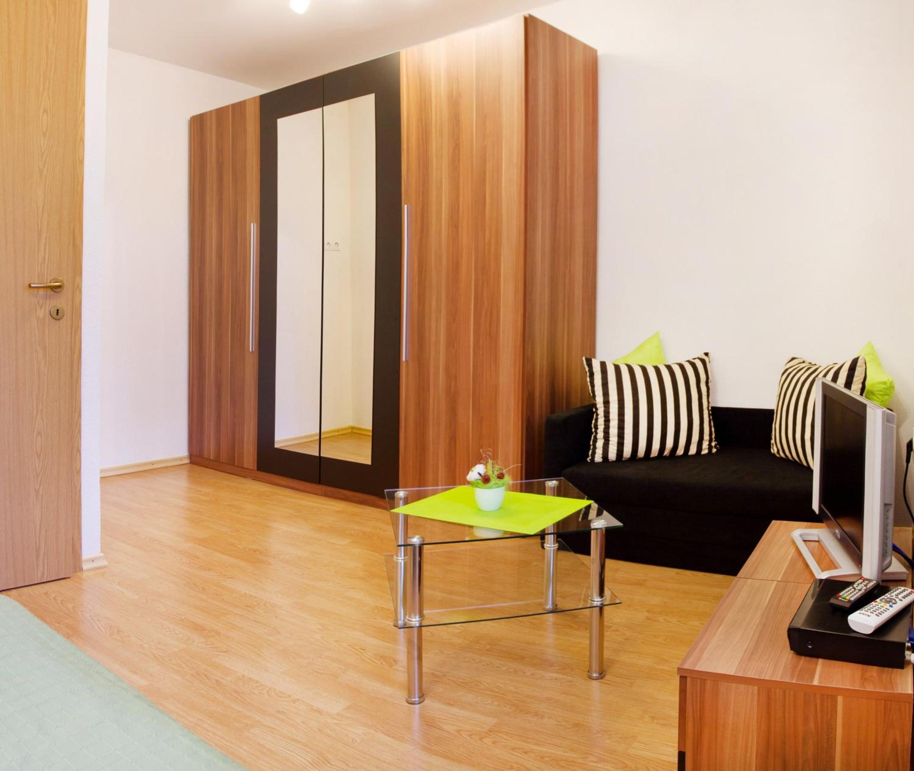 Apartment photo 1
