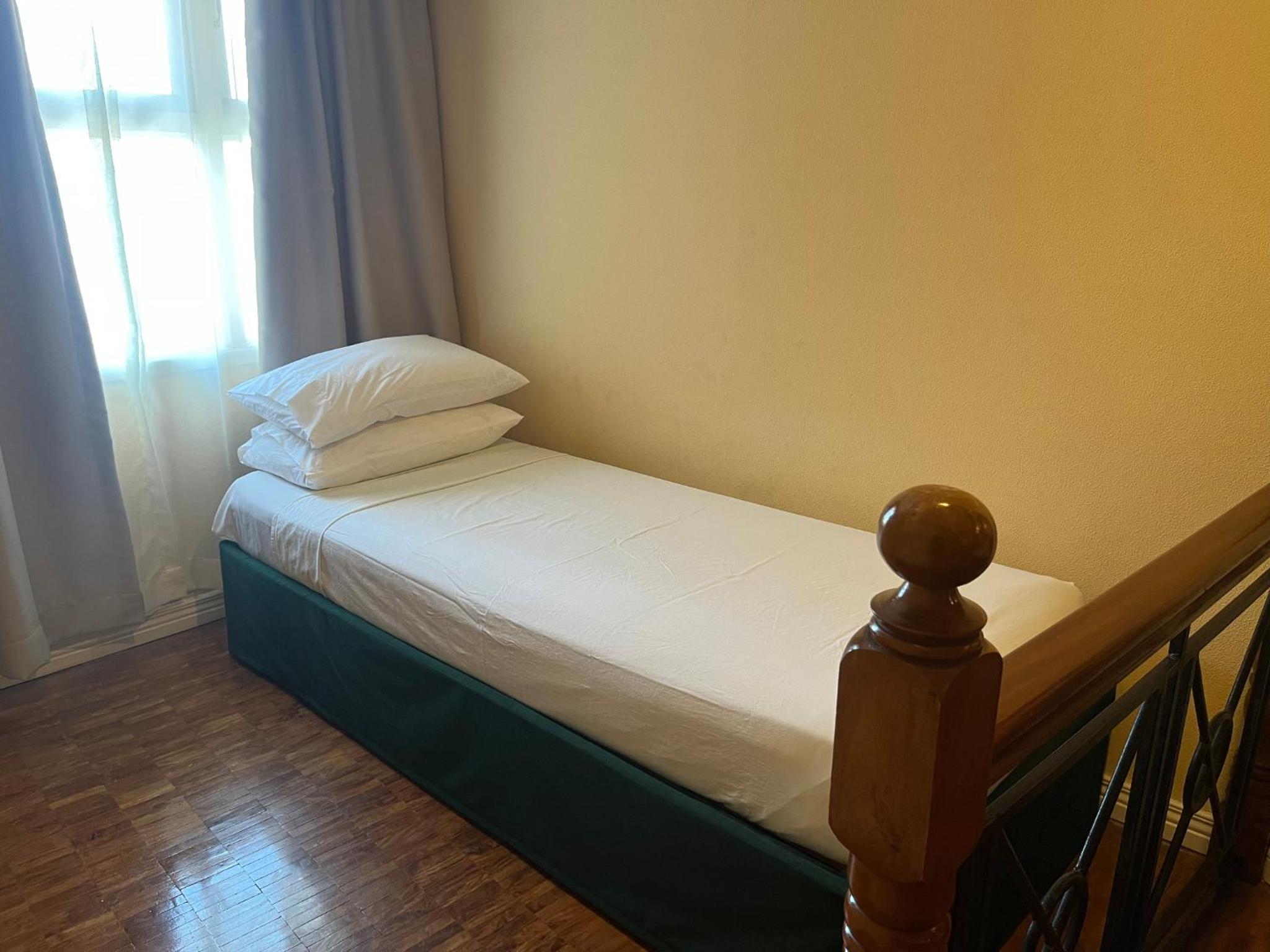 Deluxe Family Room - Photo 3
