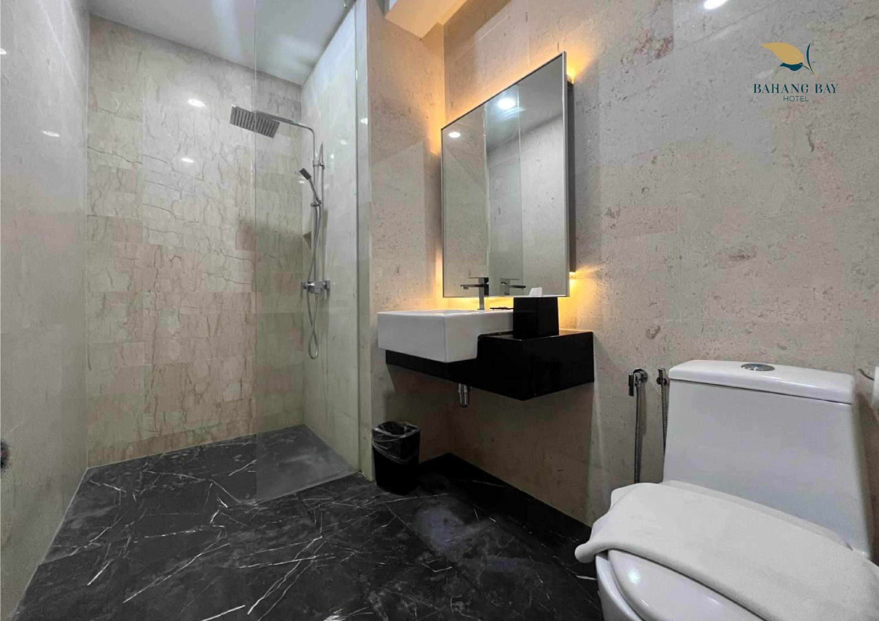 Deluxe Partially Seaview King - Photo 3