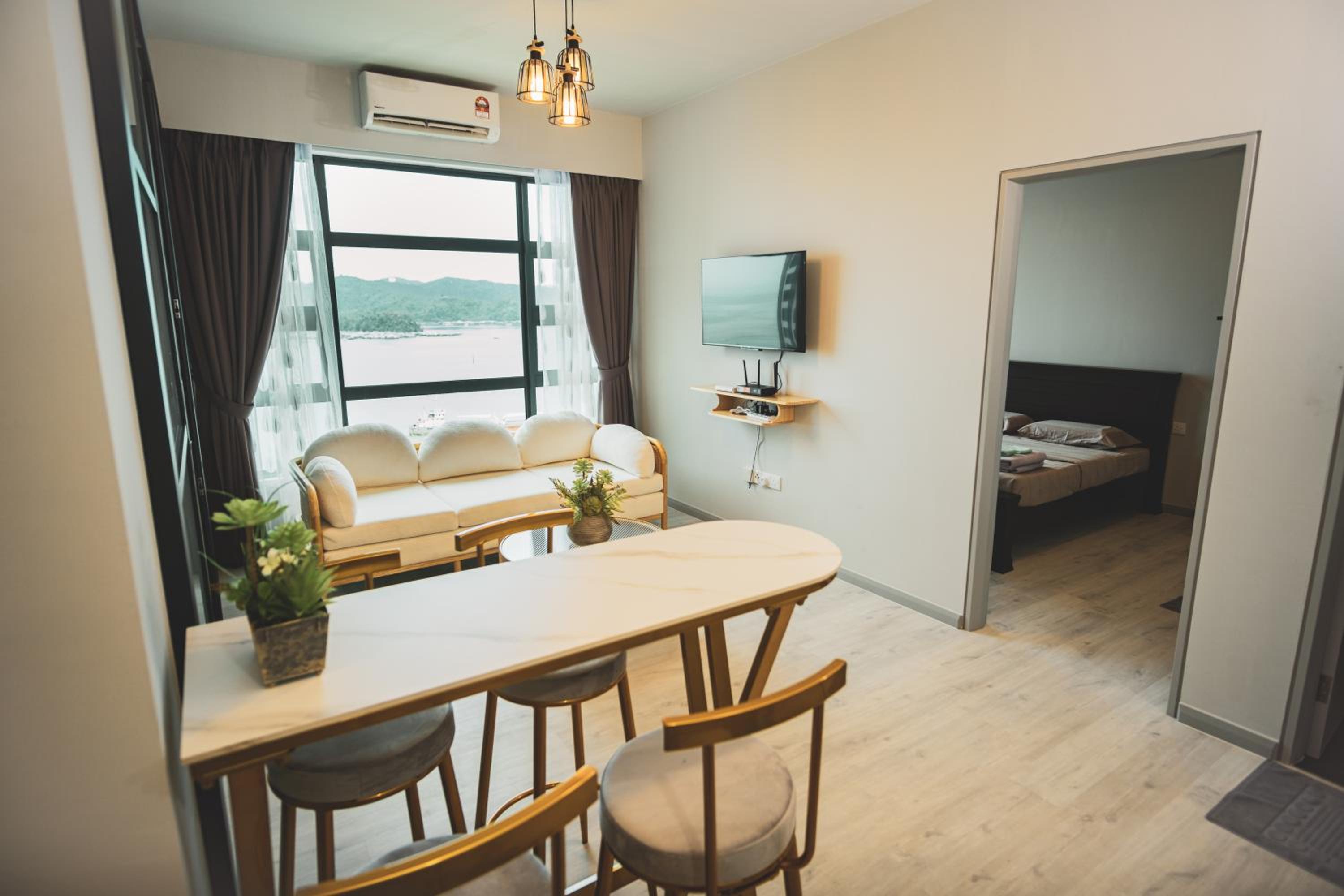 Apartment - Photo 4