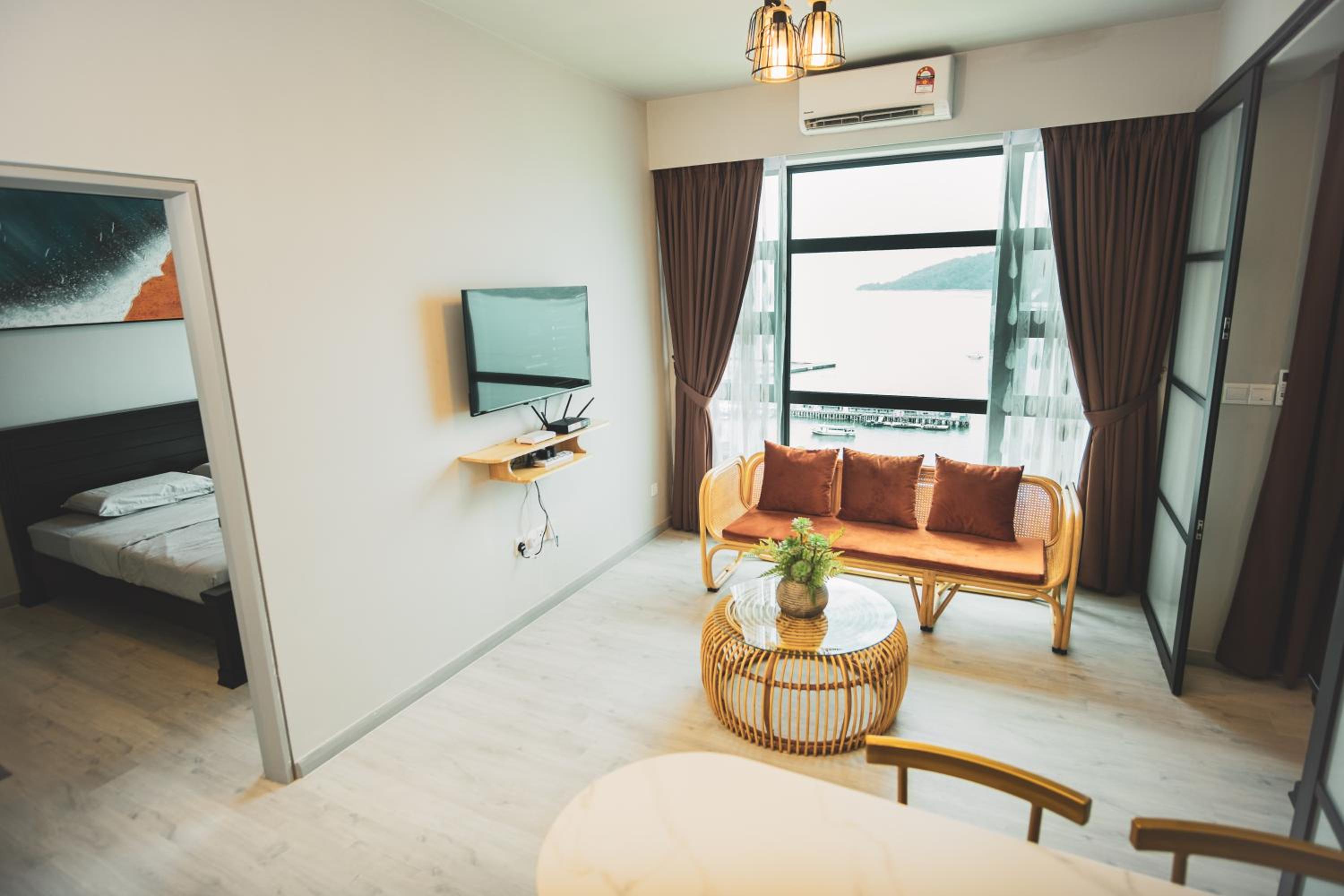 Two-Bedroom Apartment - Photo 12