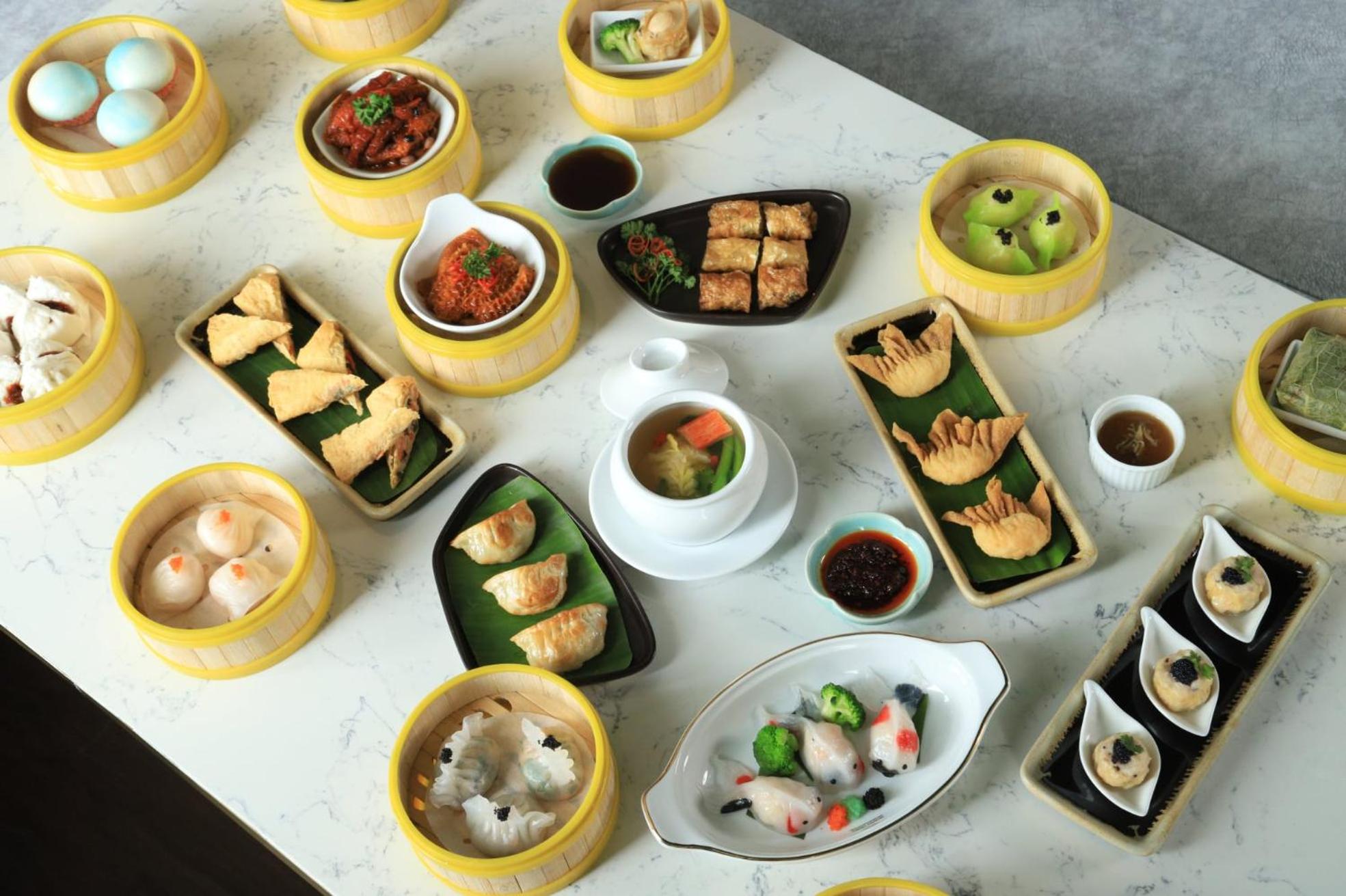 La Vela Luxury Deluxe Double With Dimsum Buffet And Skybar Voucher