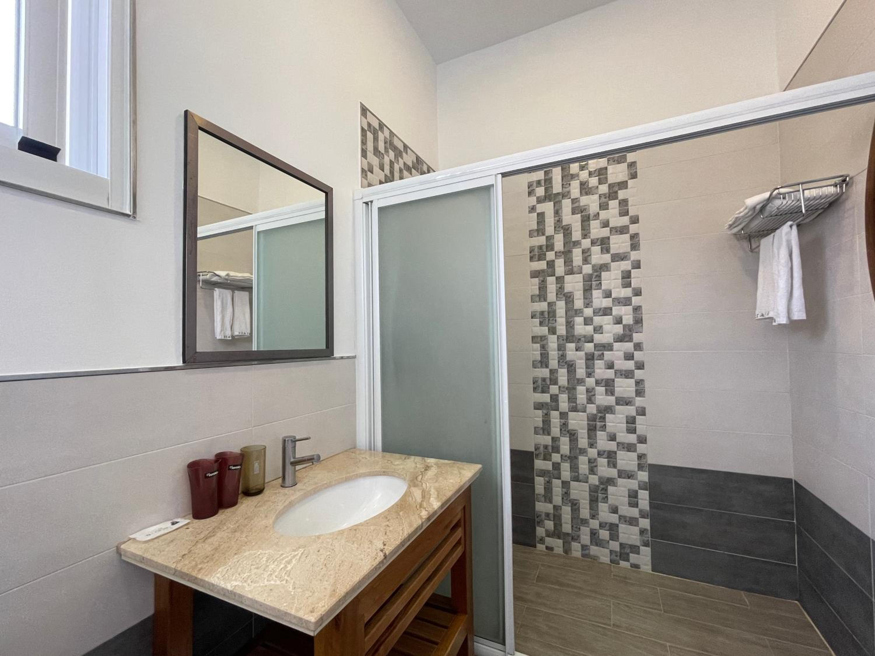 Superior Twin Room - Photo 6
