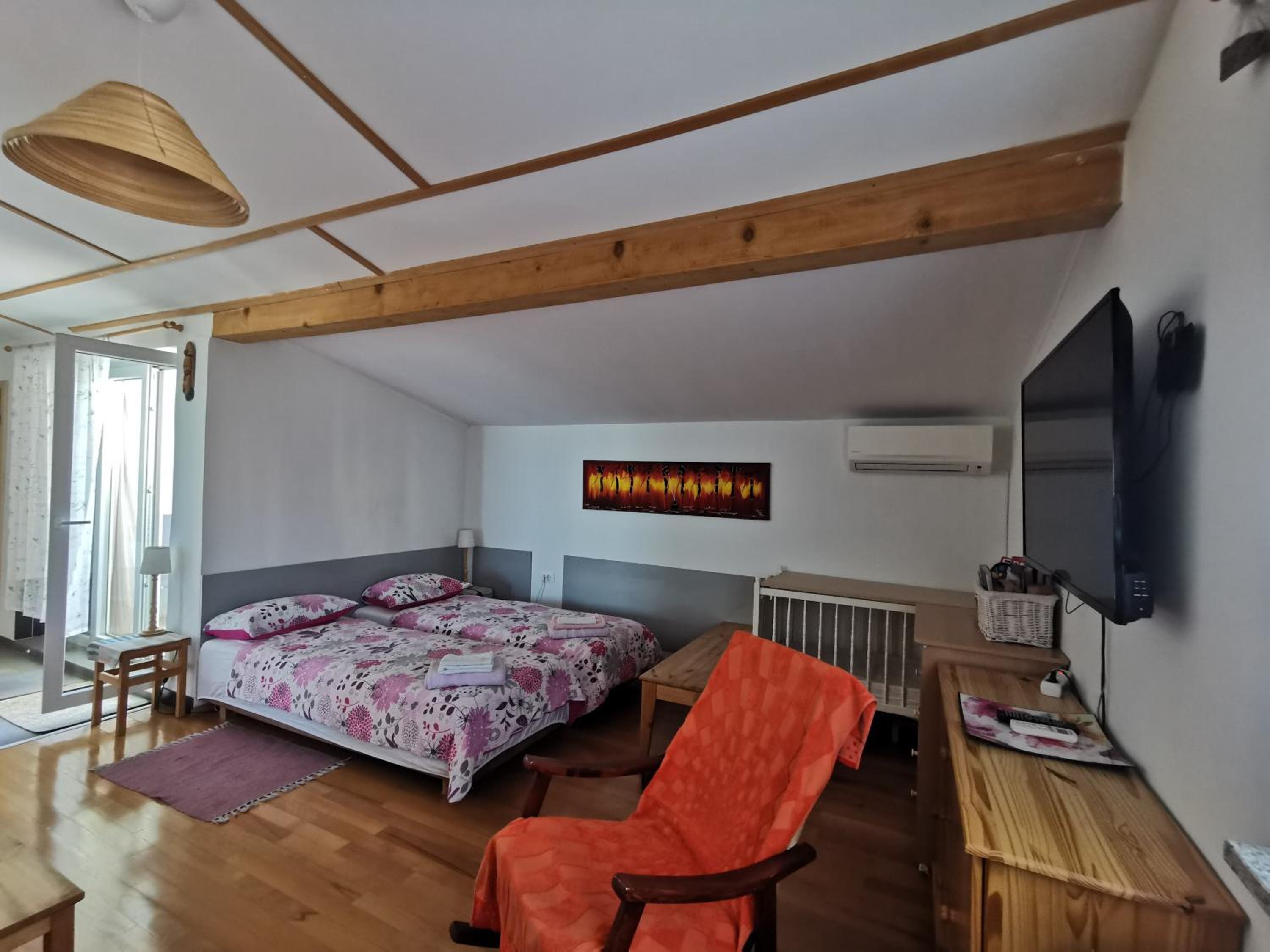 Studio Apartment With Sea View