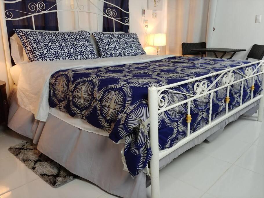 King Studio with Sofa Bed