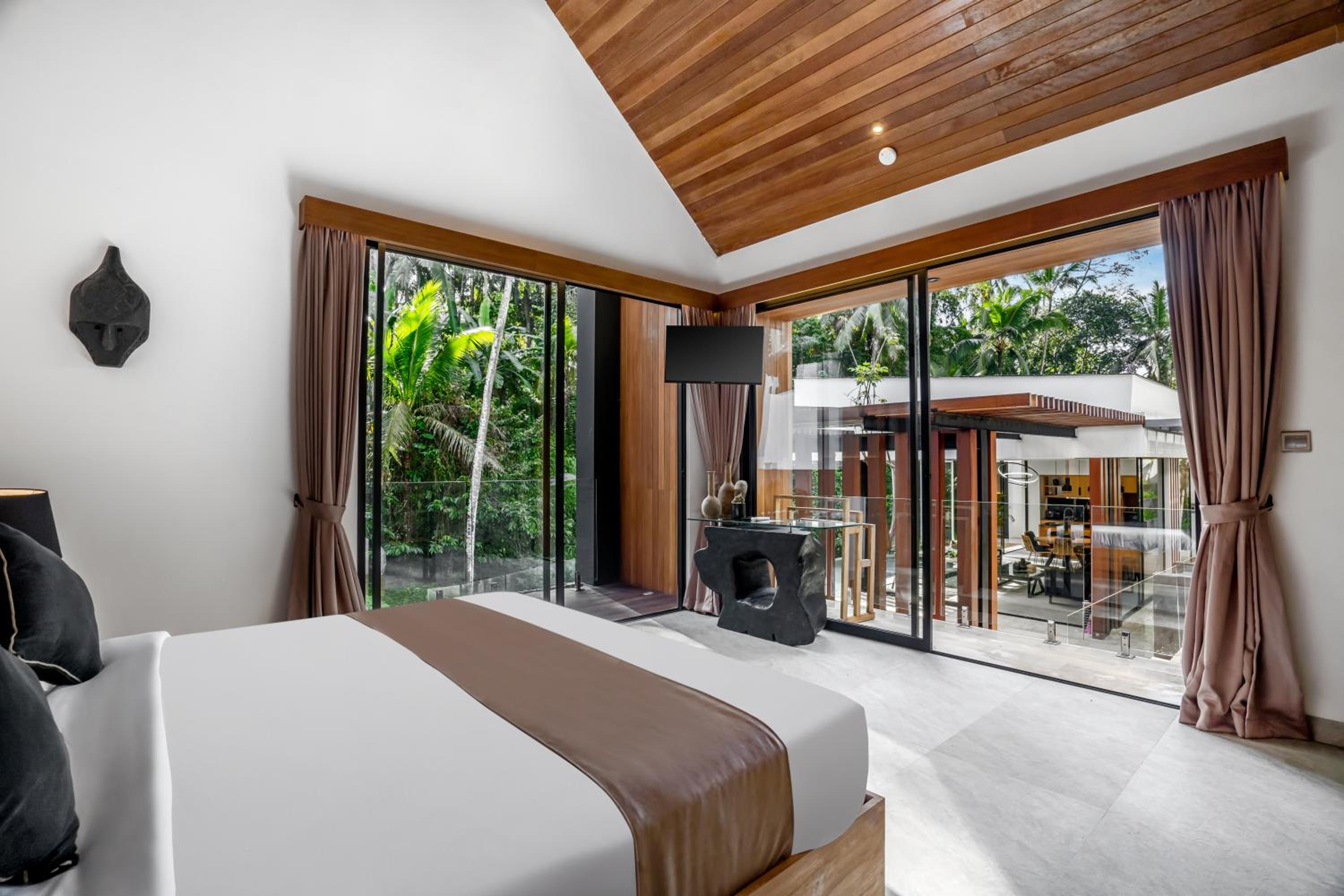 Three-Bedroom Villa - Photo 21