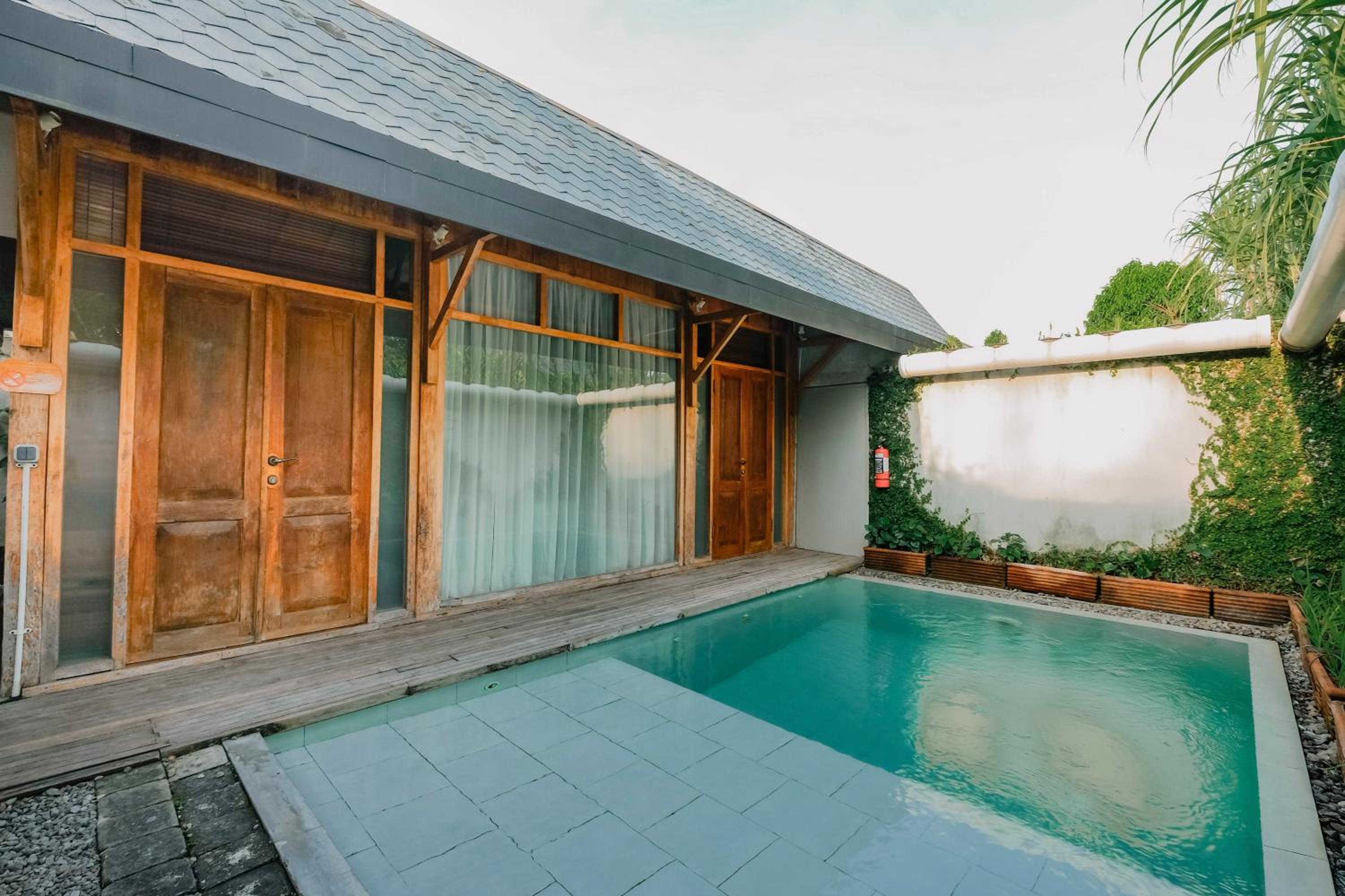 Janur Villa with Private Pool - Photo 8