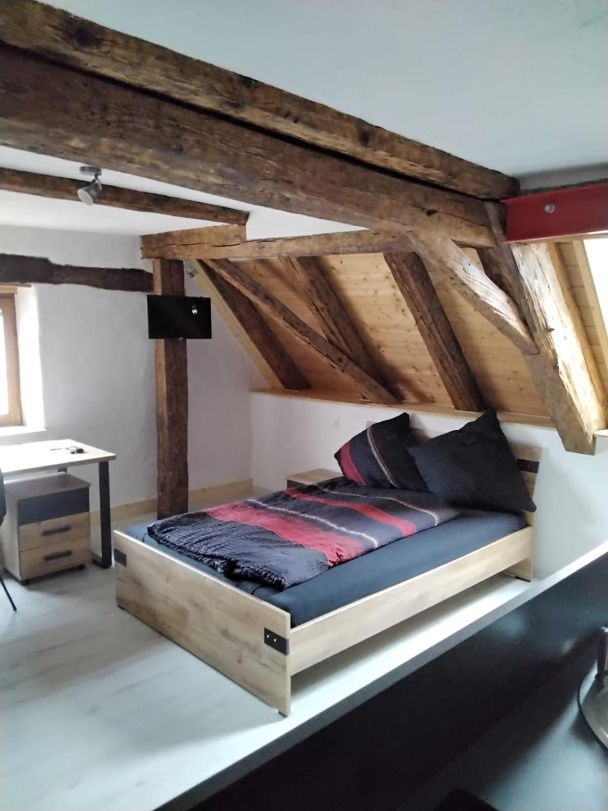 Budget Double Room photo 3