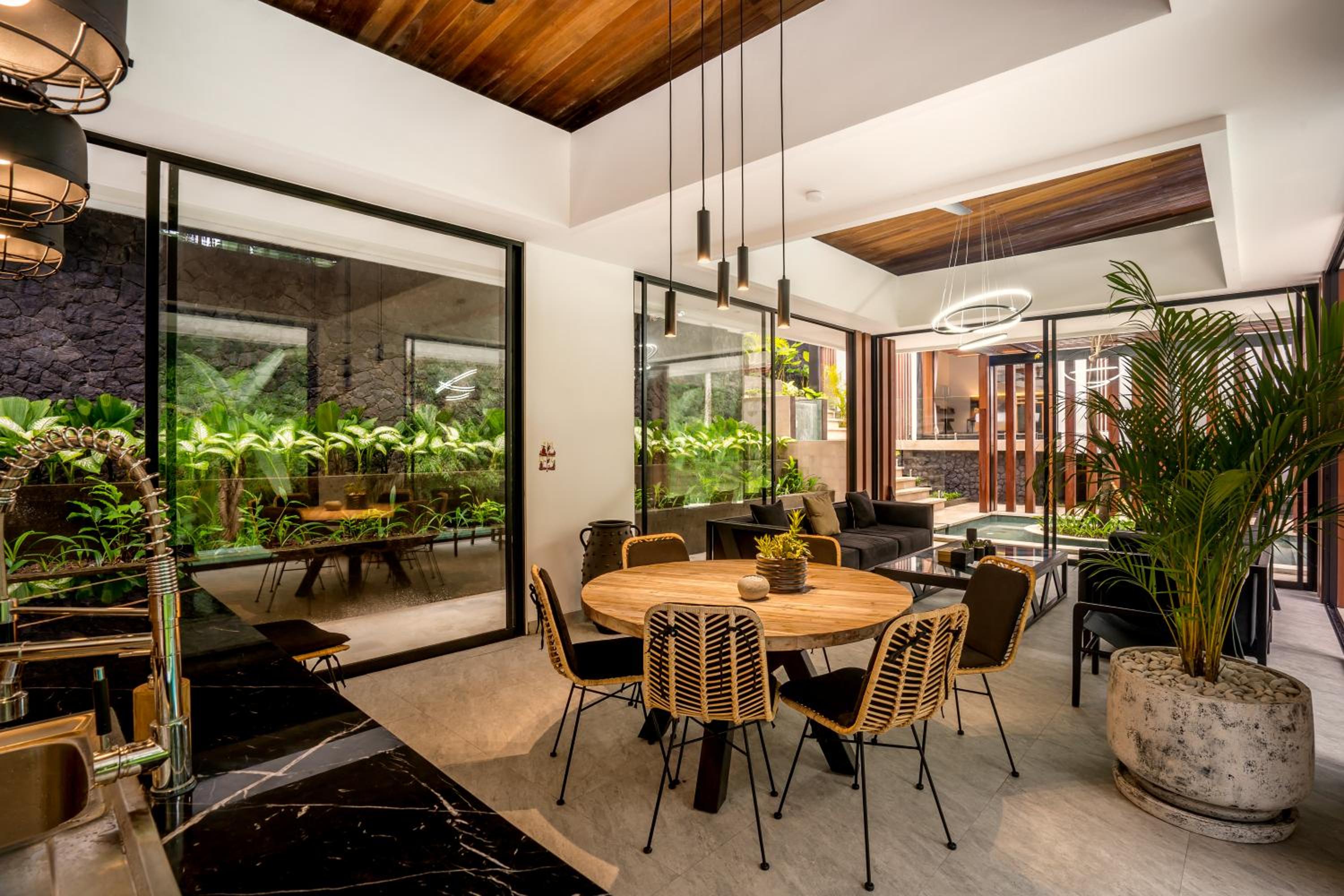 Three-Bedroom Villa - Photo 12