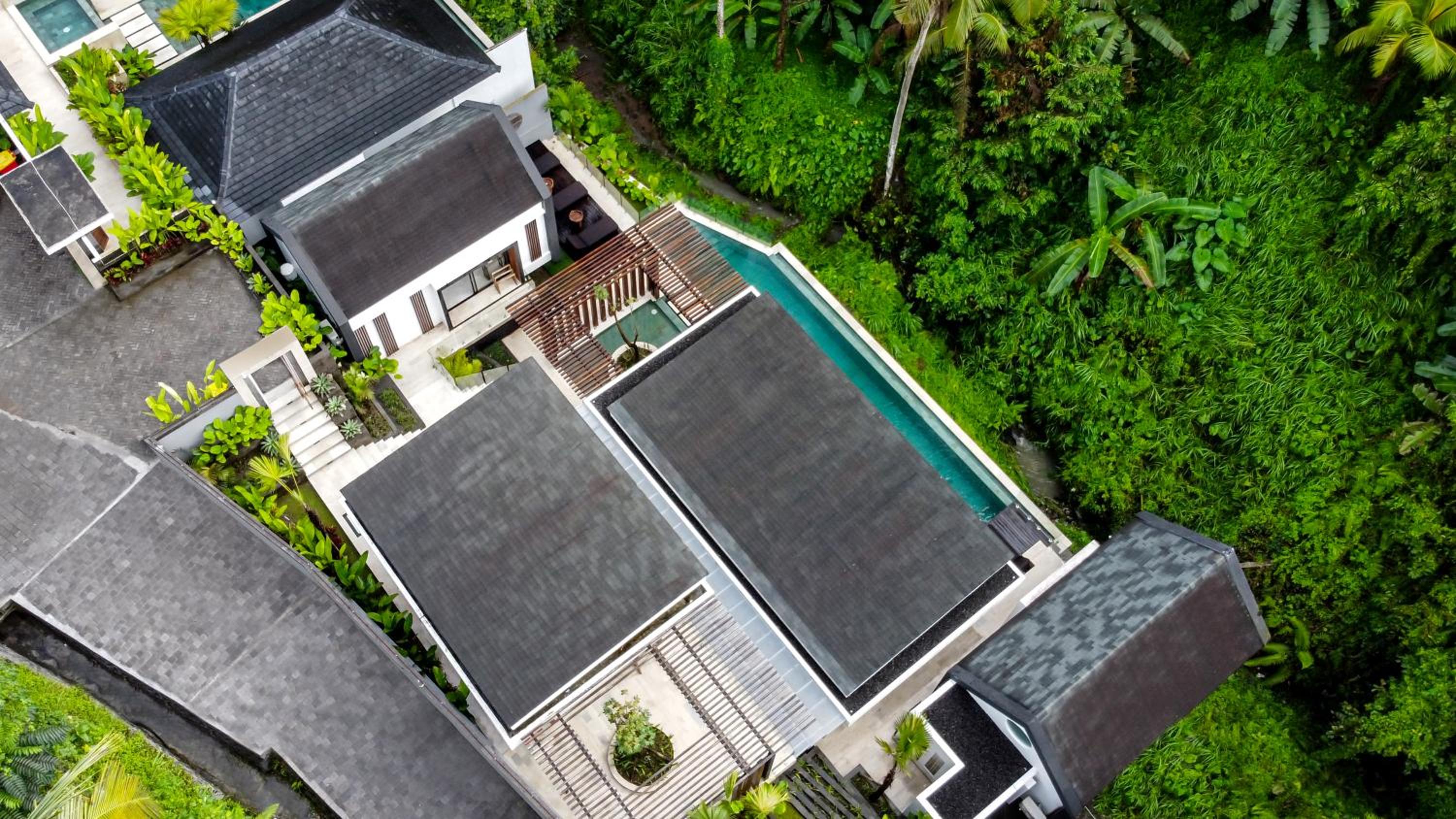 Three-Bedroom Villa - Photo 3