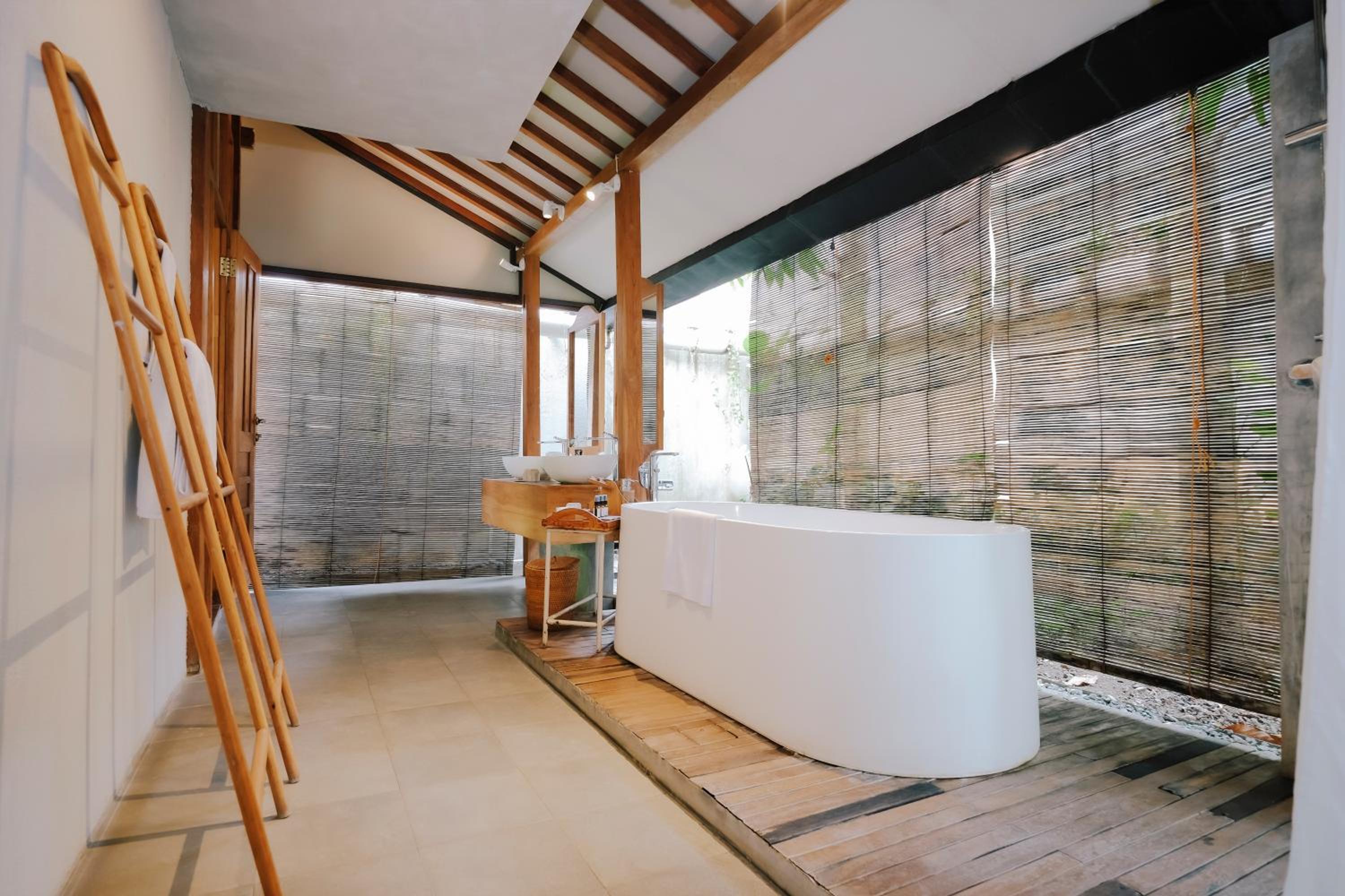 Gelung Villa with Private Pool - Photo 8