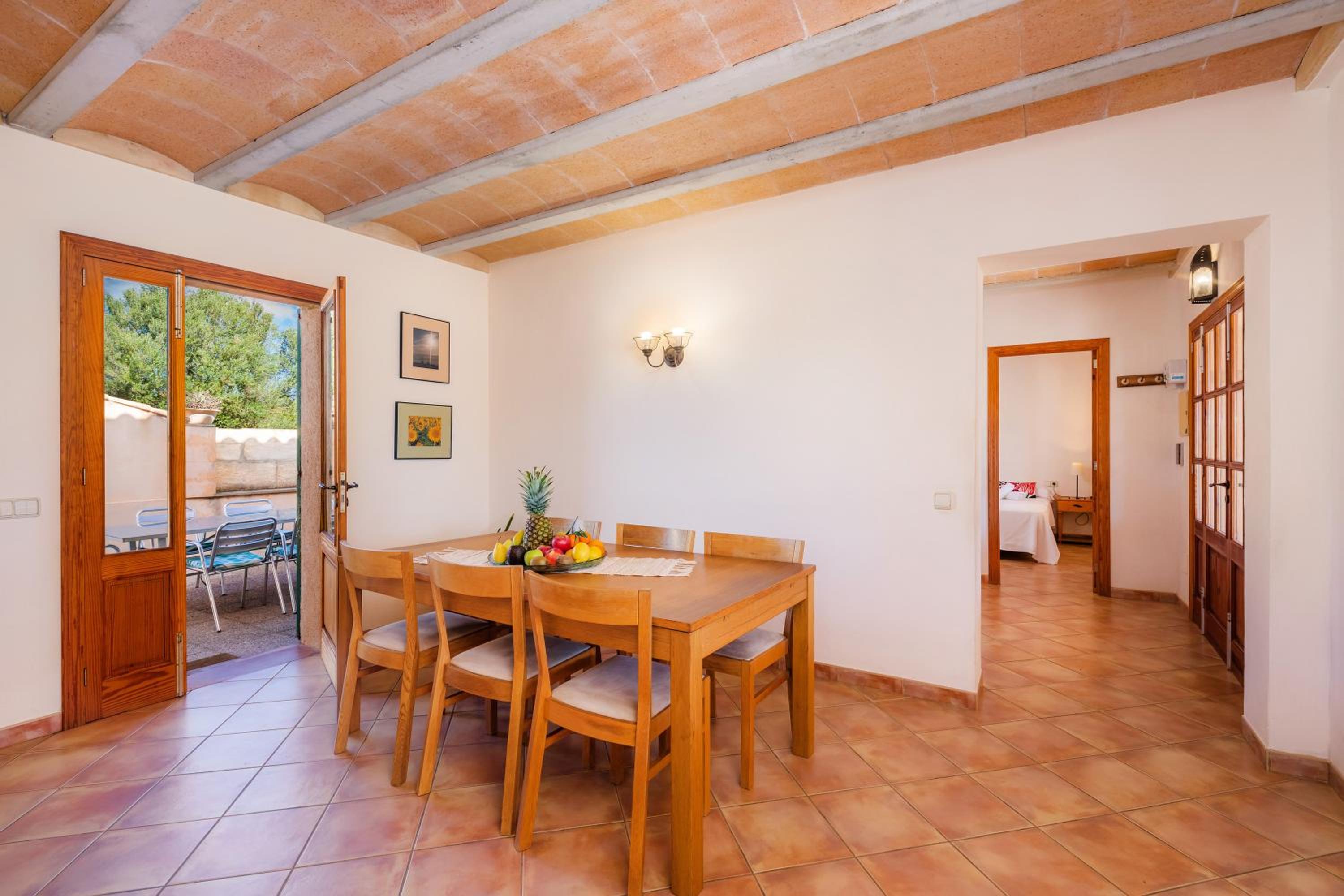 Villa photo 2