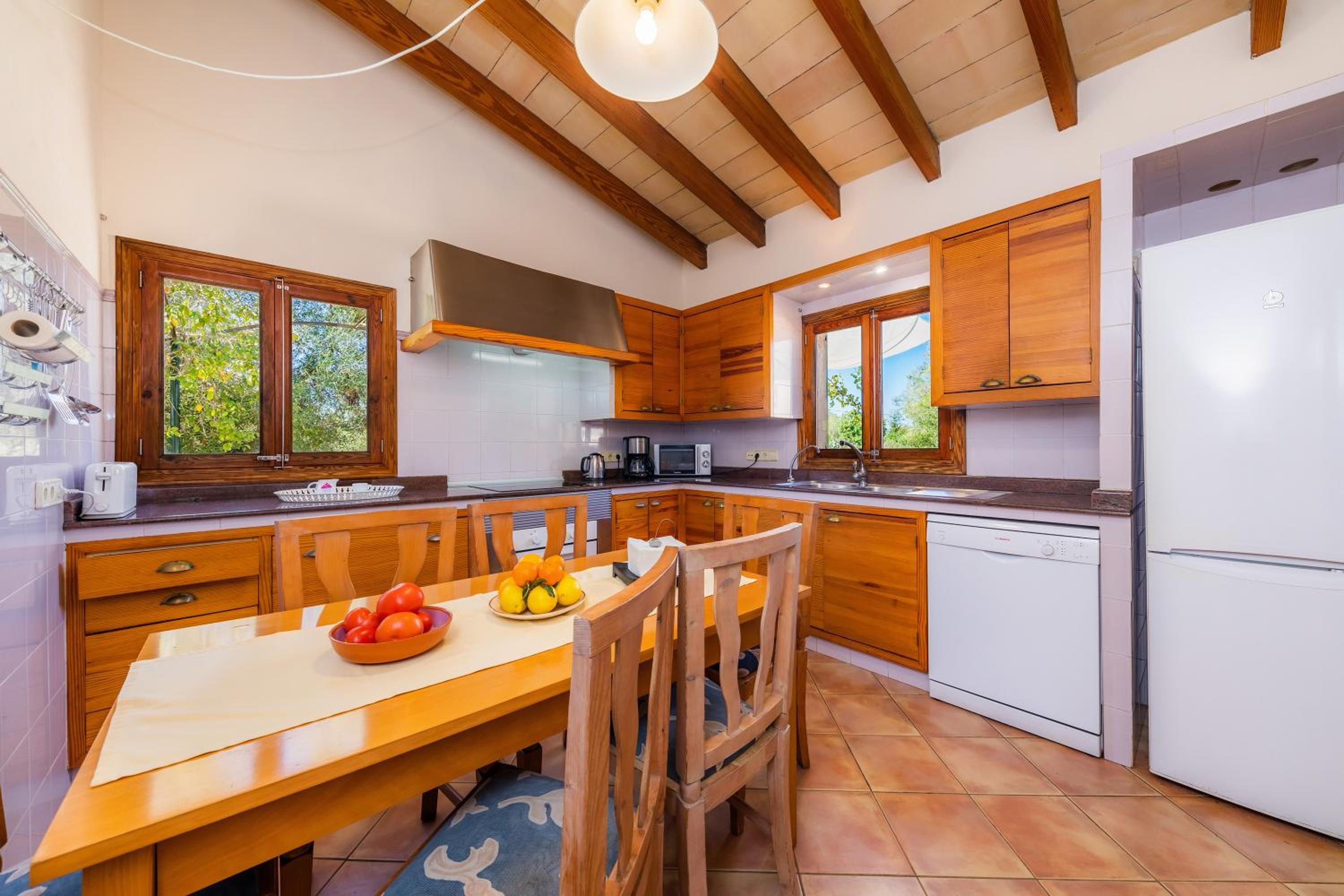 Villa photo 3