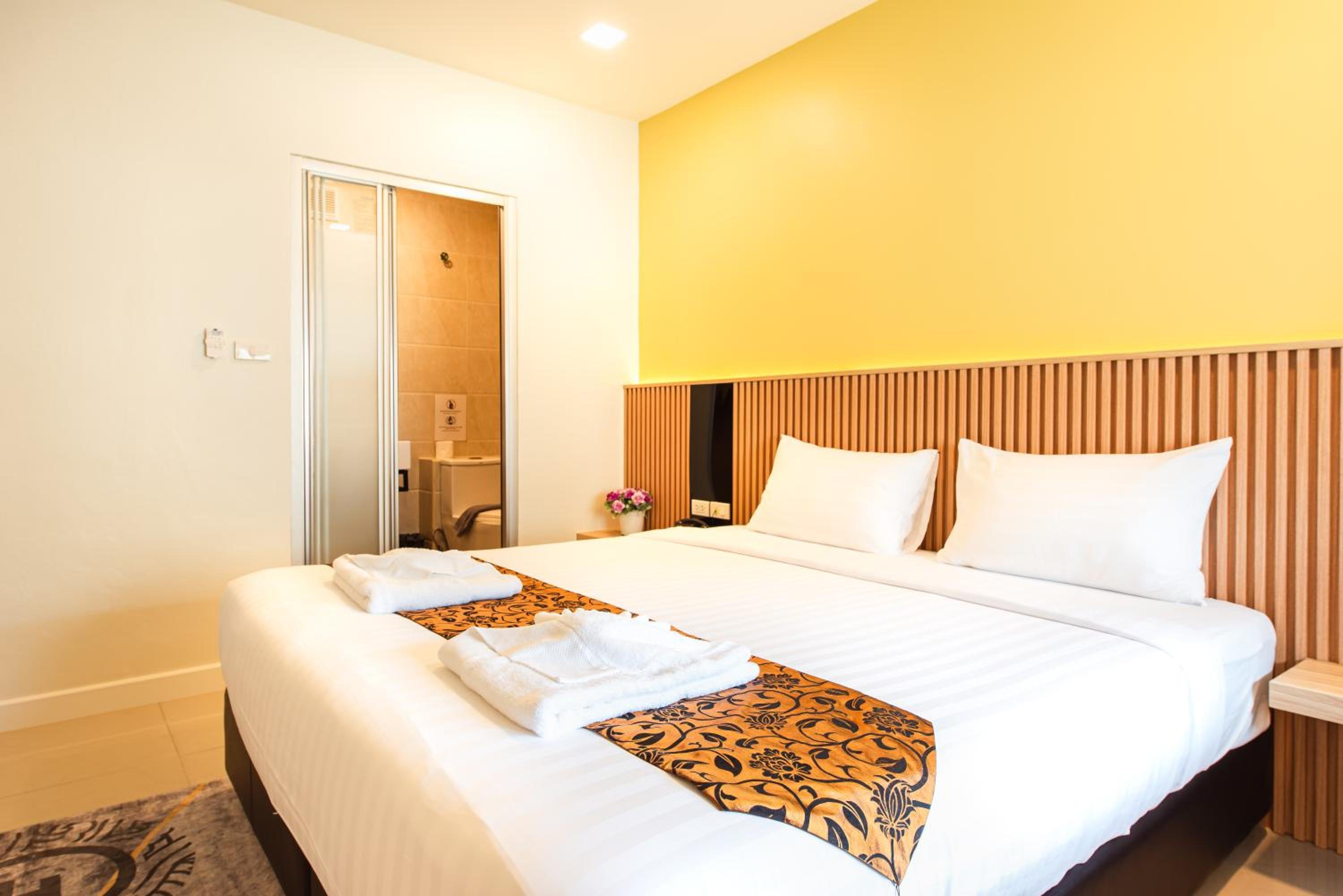 Deluxe Double Room - Photo 3
