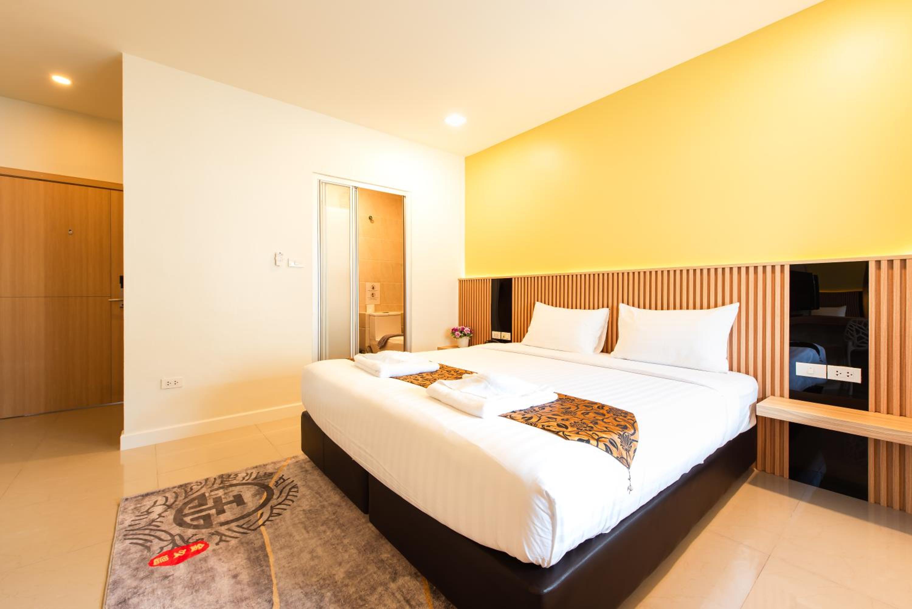 Deluxe Double Room - Photo 2