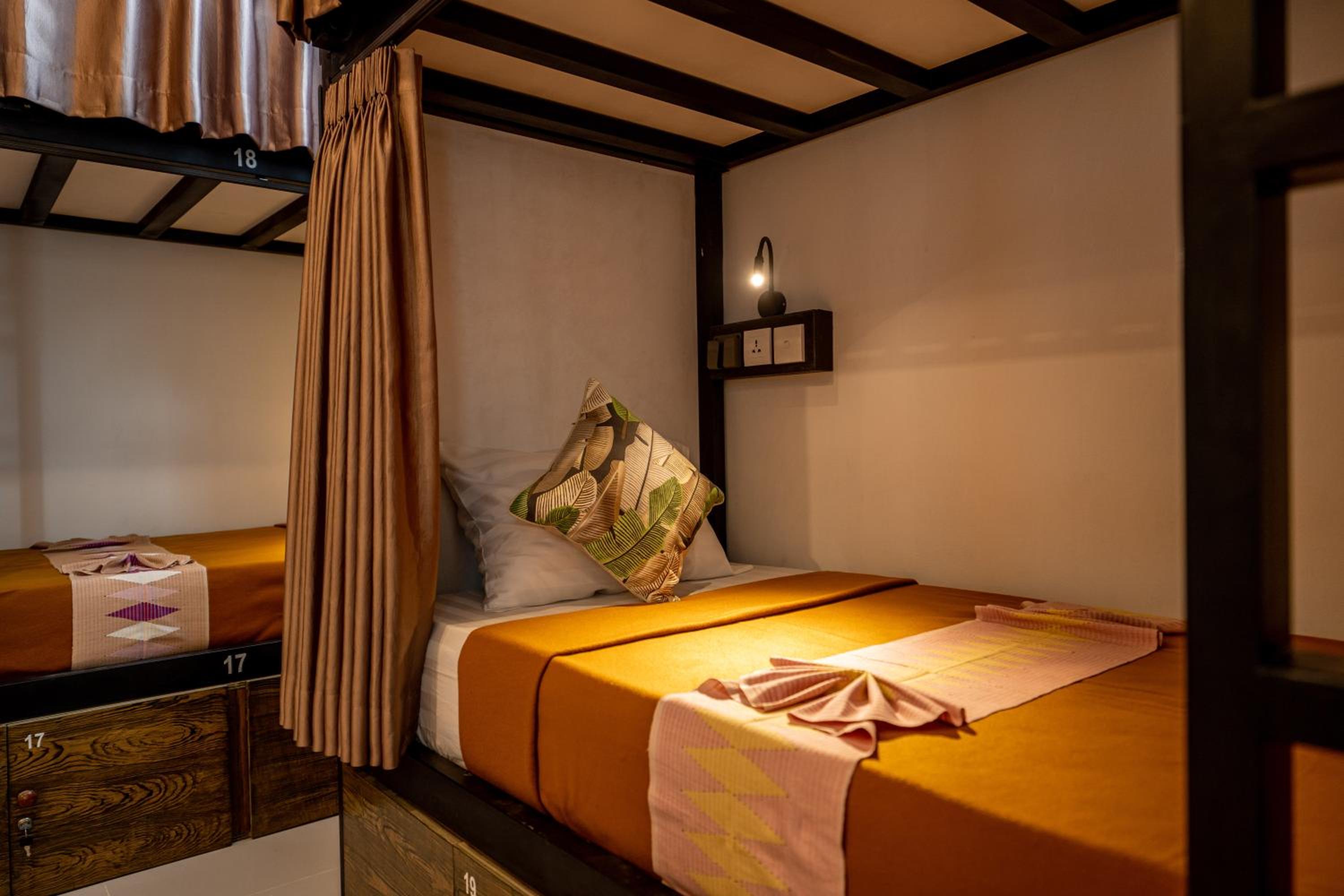 Single Bed in 10-Bed Dormitory Room photo 2