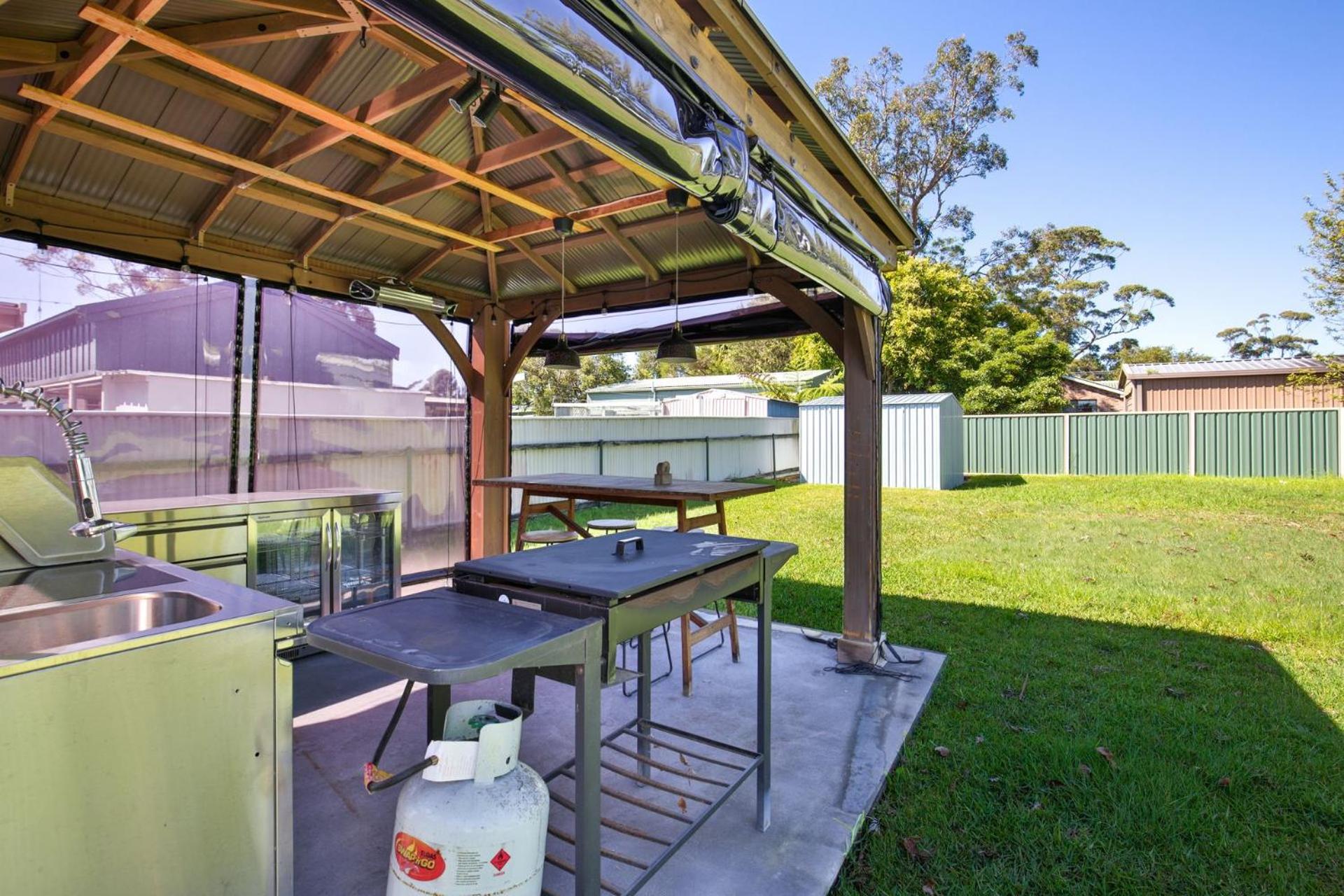 Four-Bedroom House photo 2