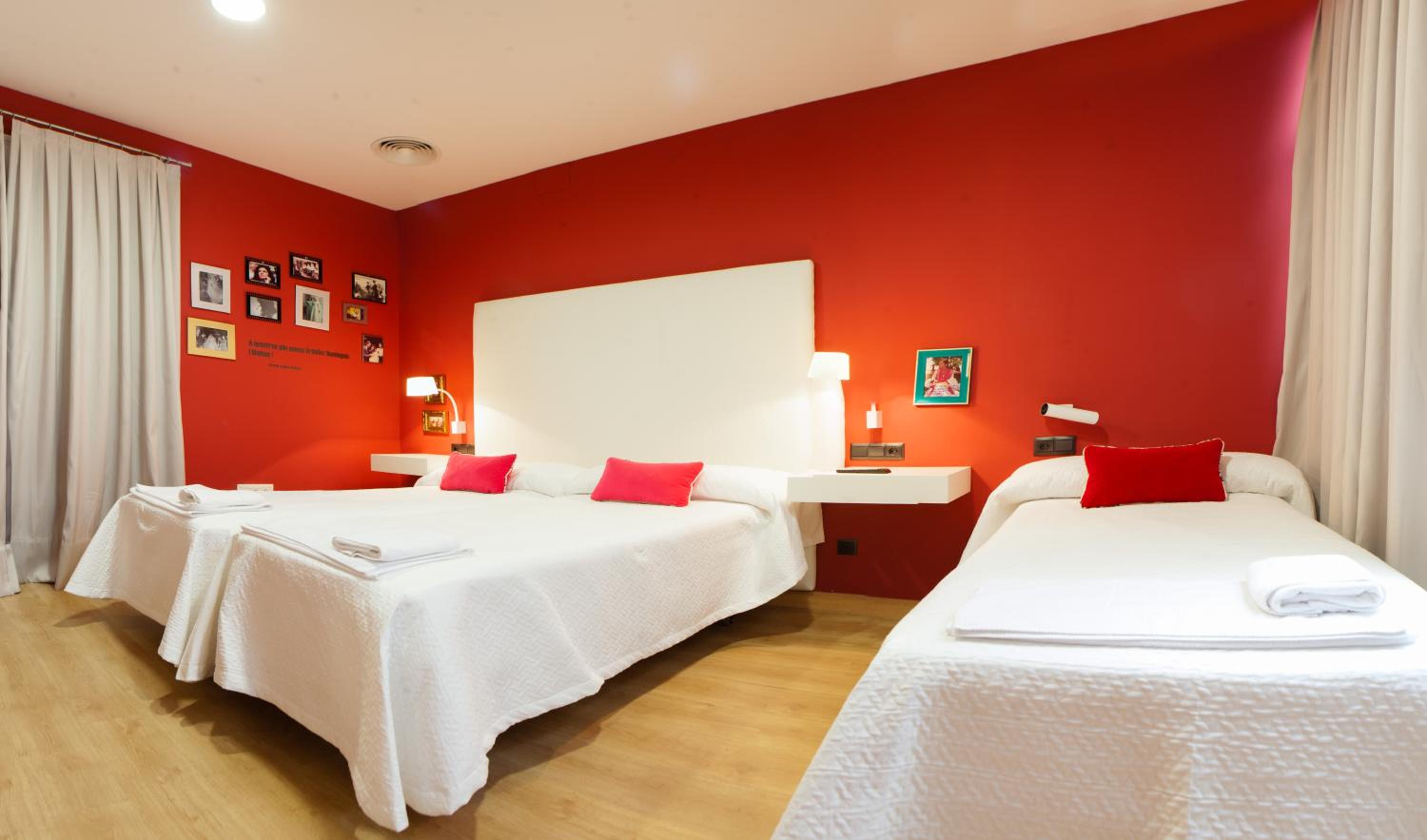 Triple Room with Private Bathroom - Photo 1