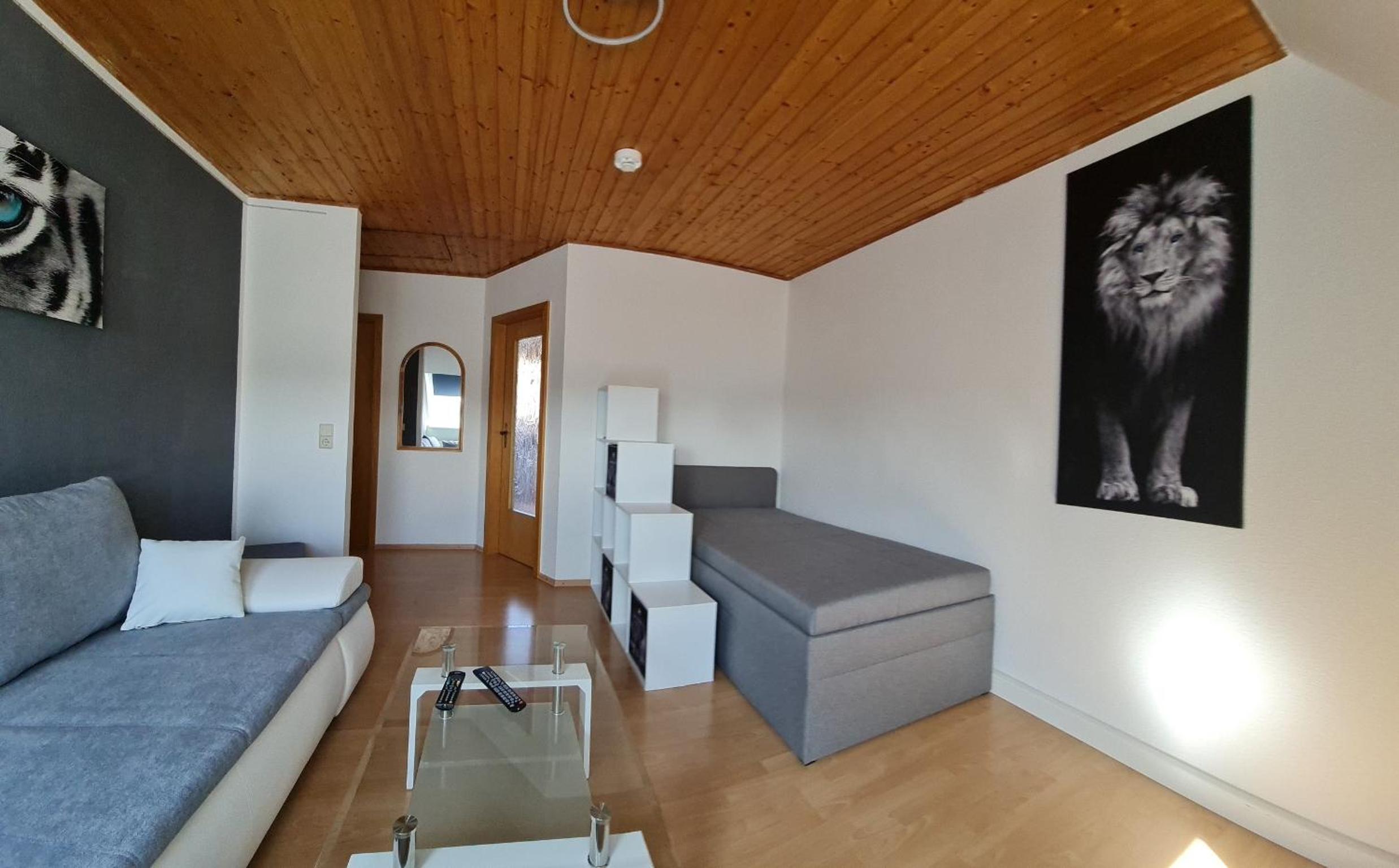 Apartment photo 3