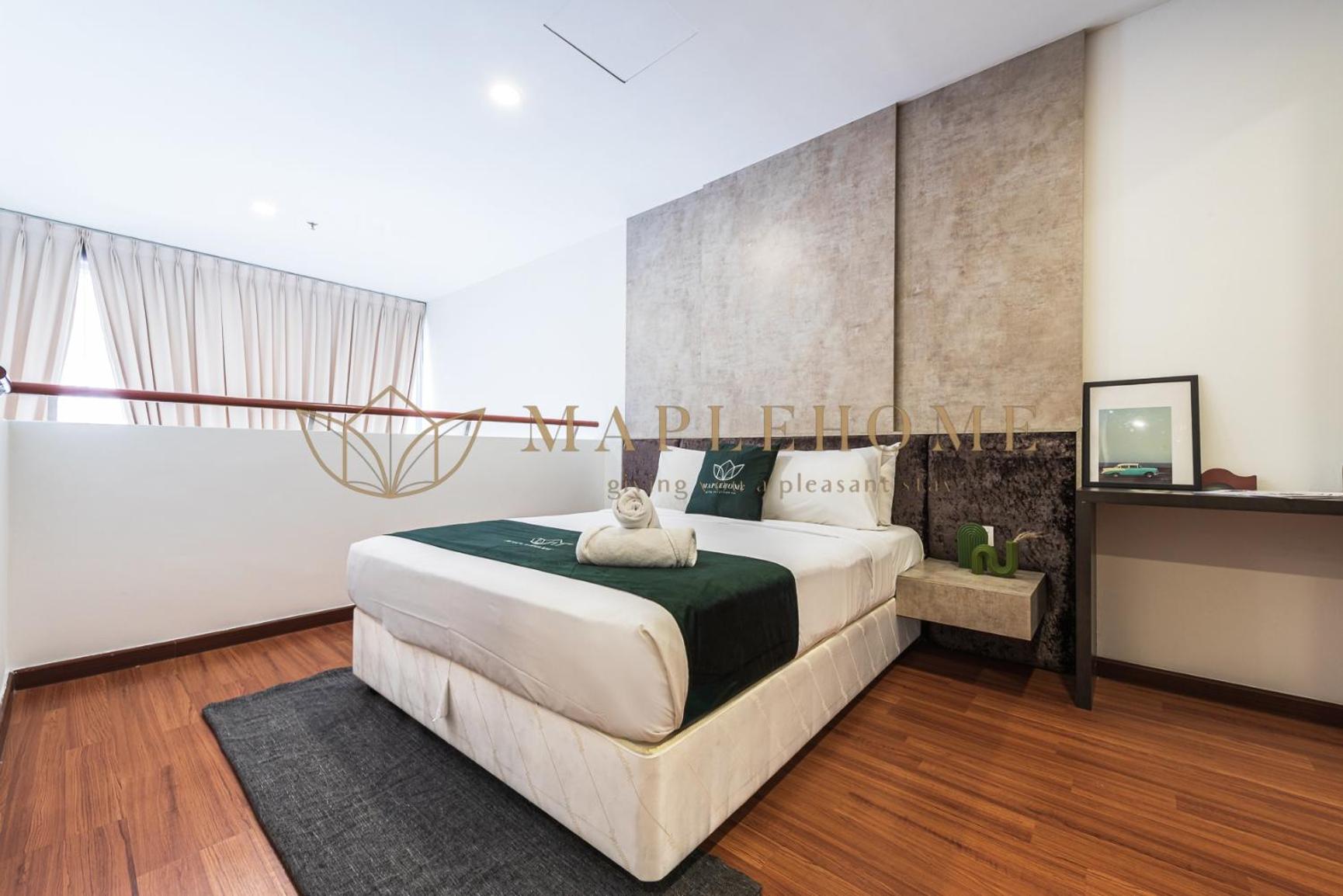 Deluxe Duplex Suite - Photo 12