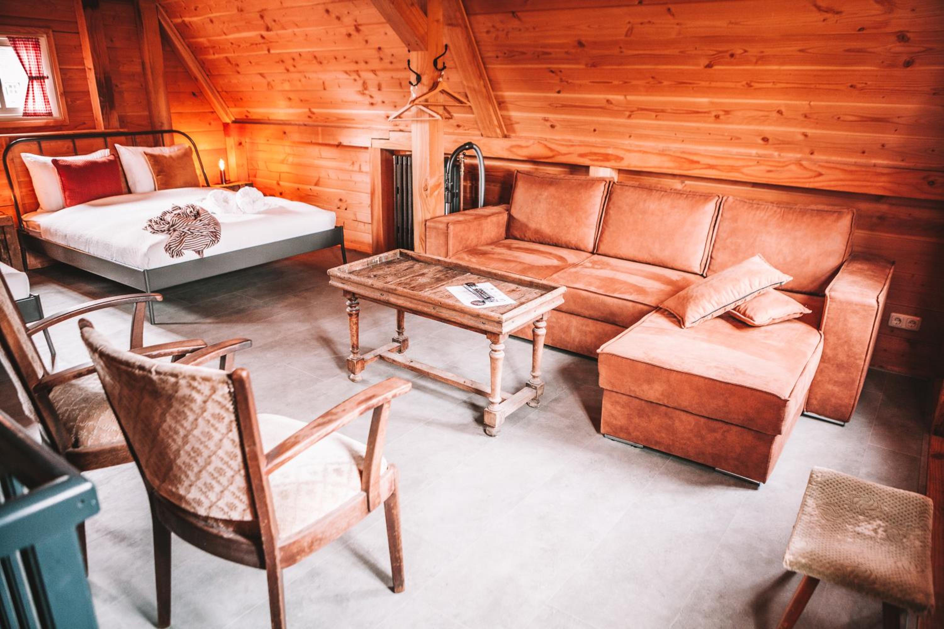 Superior Chalet - Photo 25