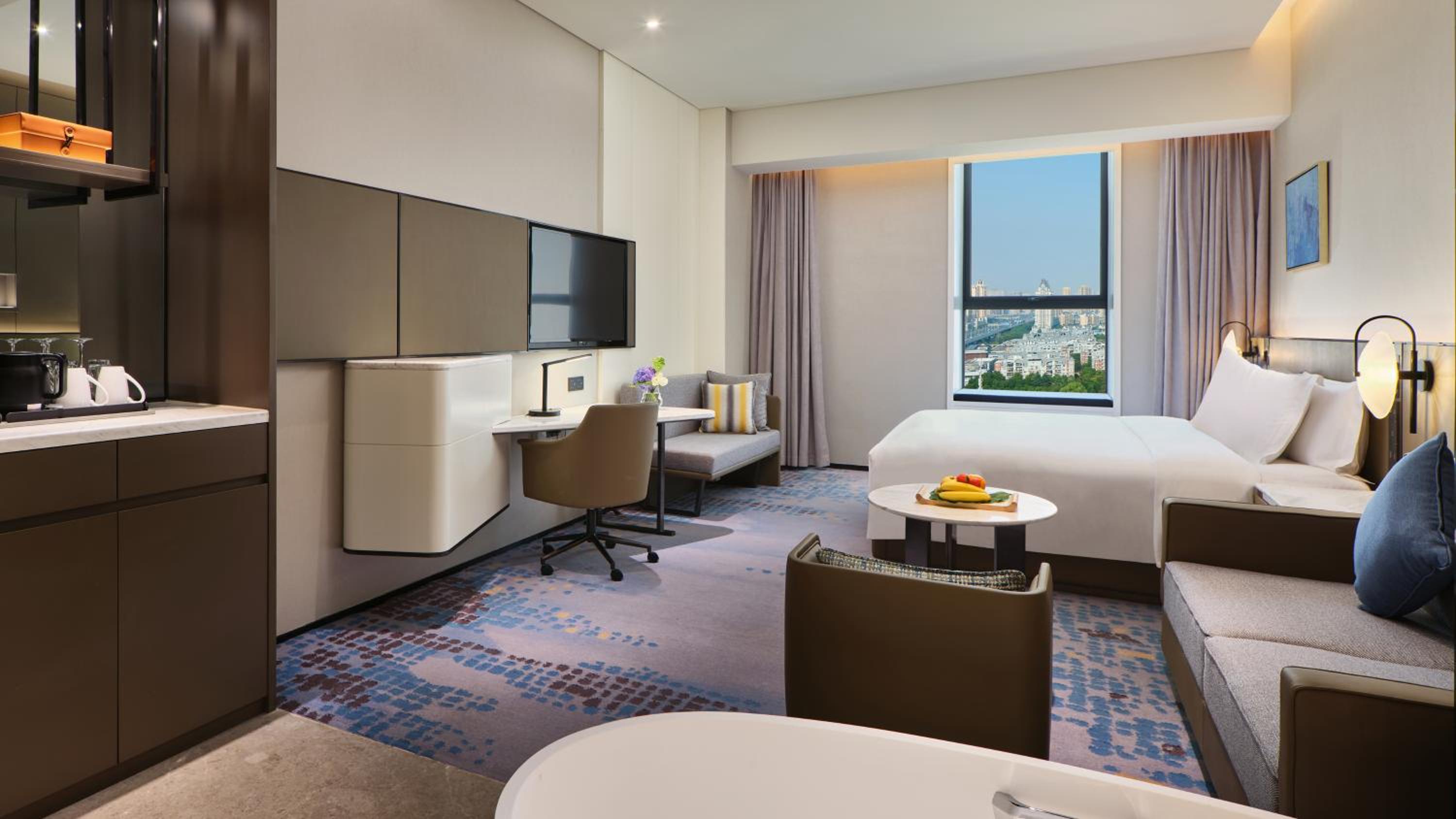 Premium King Room - Photo 1