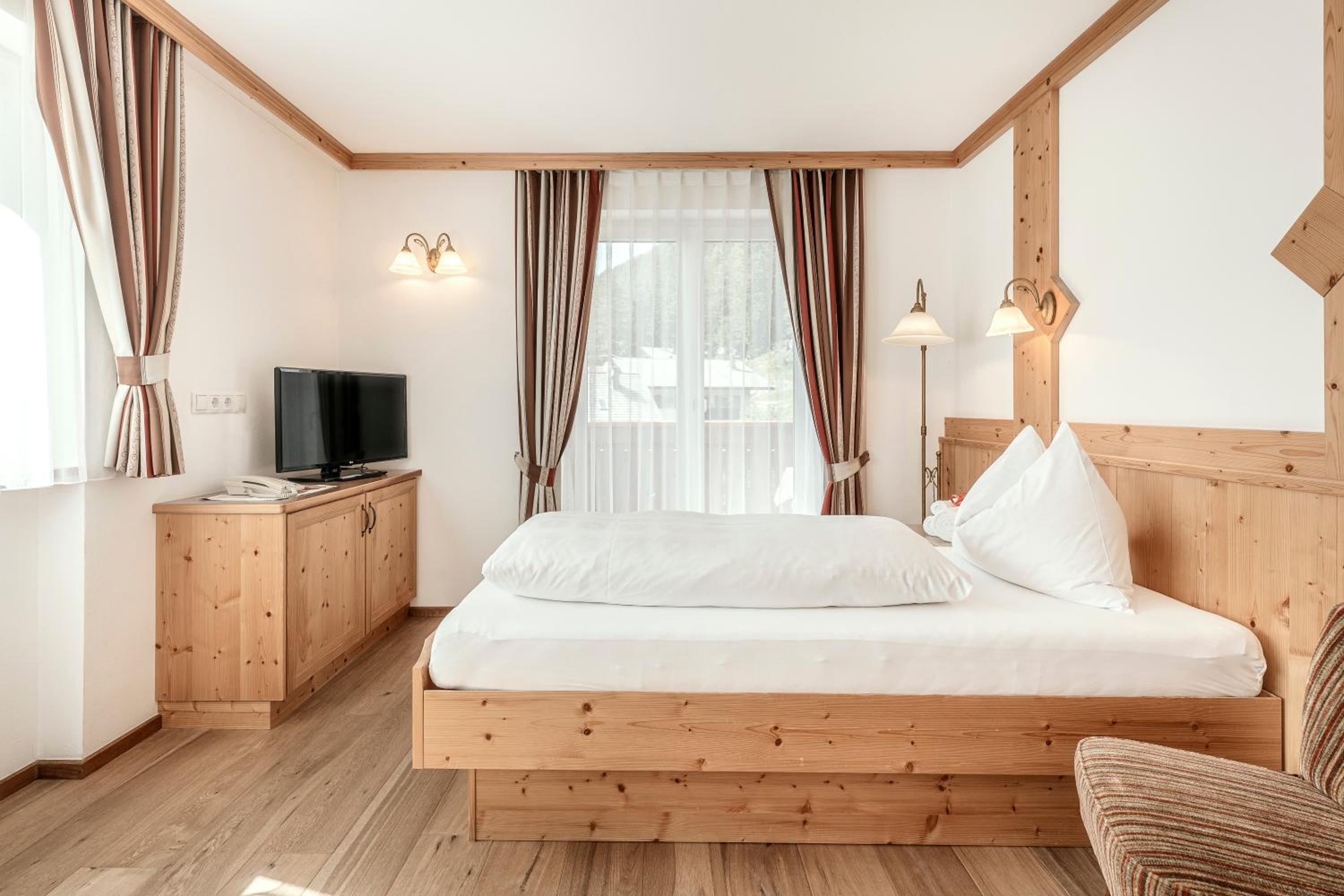 Superior Single Room