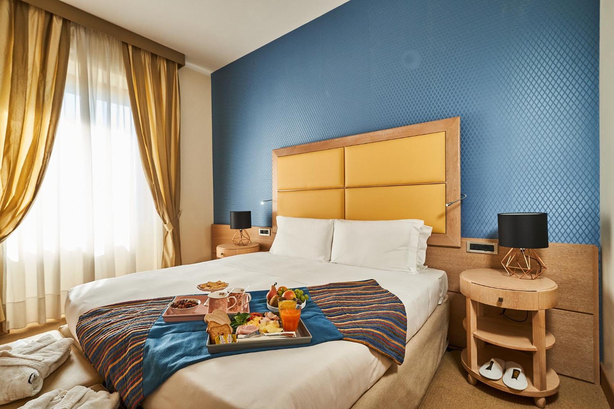 Superior Double or Twin Room - Photo 6