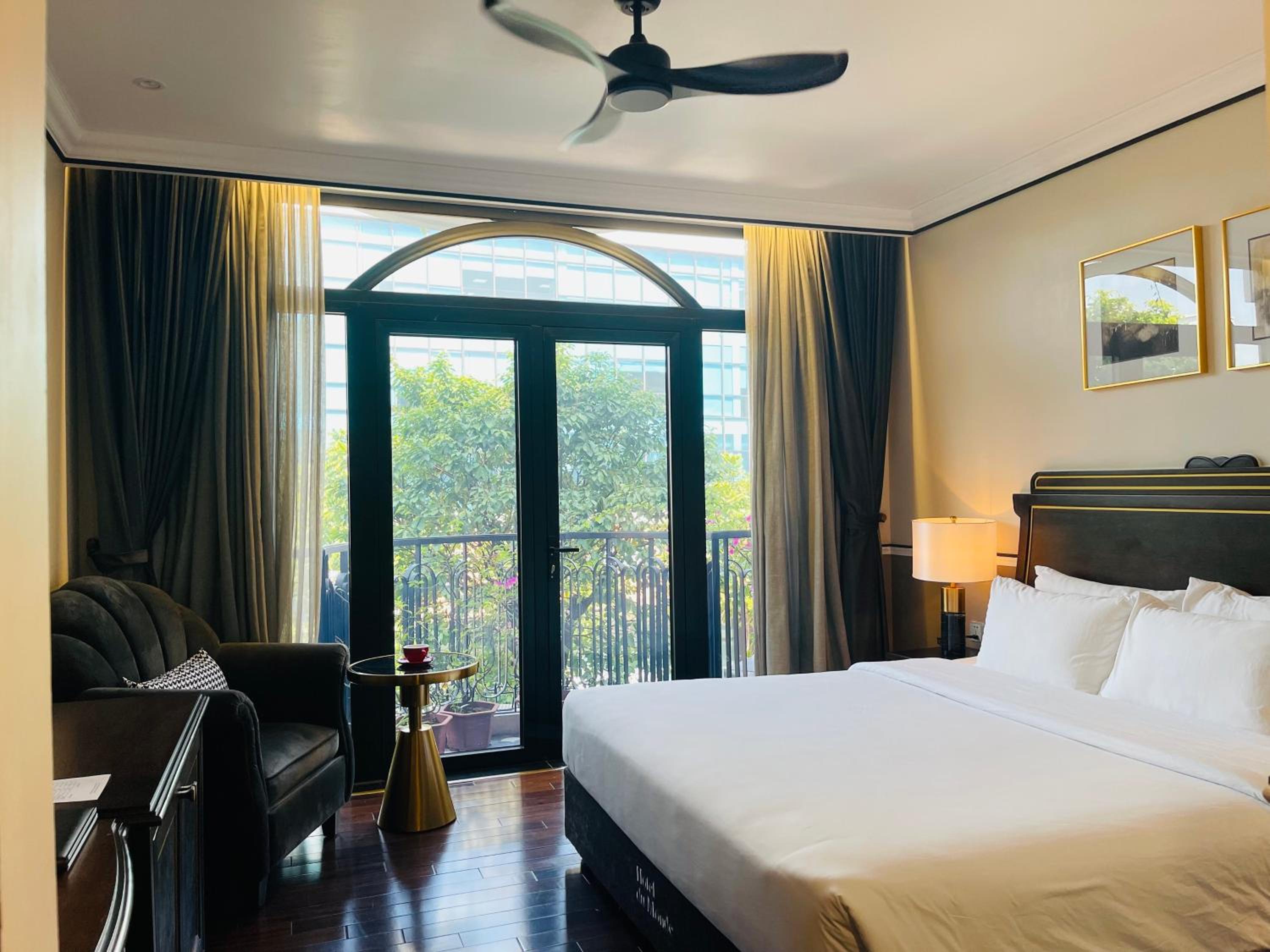 Deluxe Double Room with Balcony
